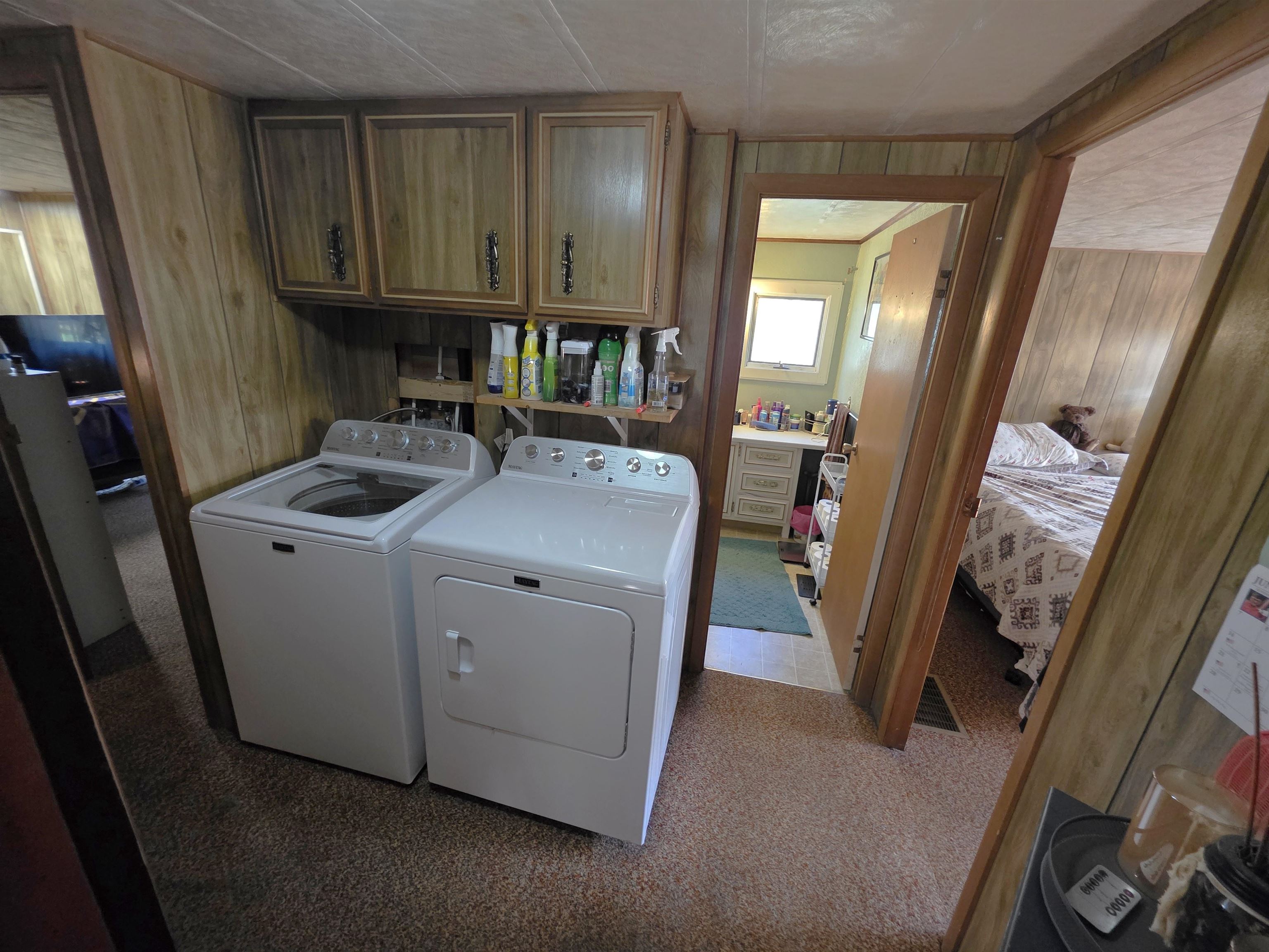 19 River Road Property Photo 9