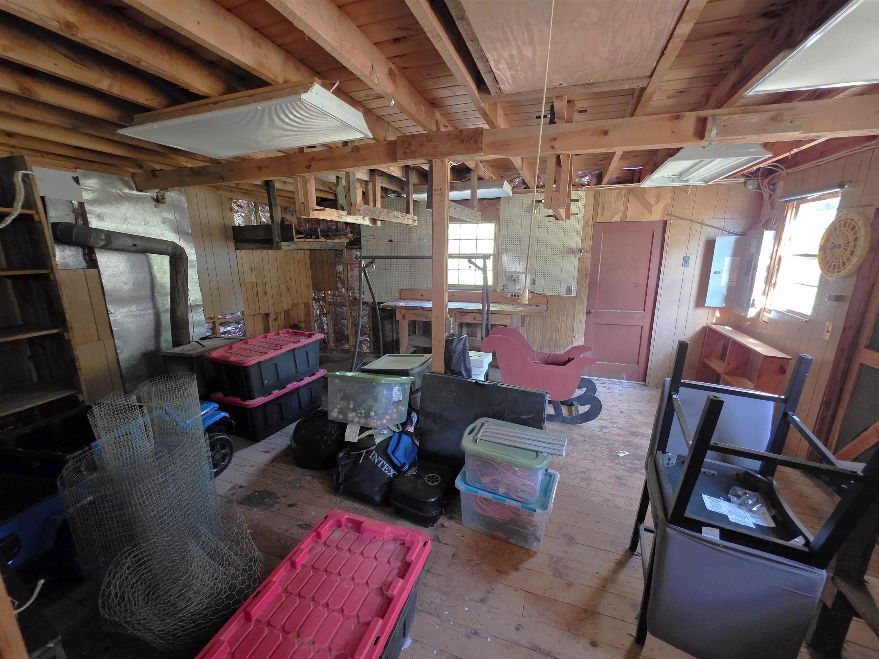 19 River Road Property Photo 17