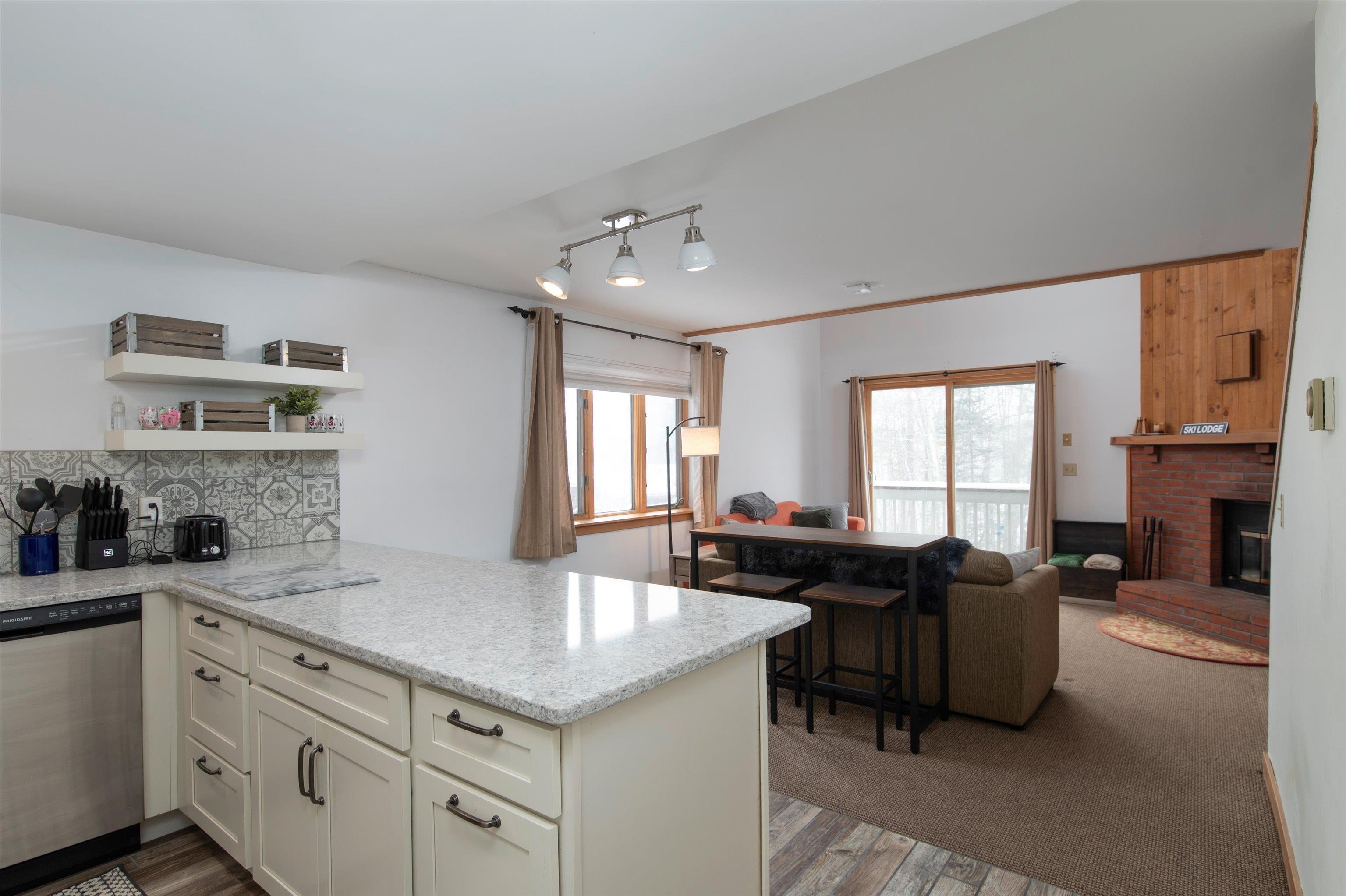 14 Snow Tree Lane Property Photo 14
