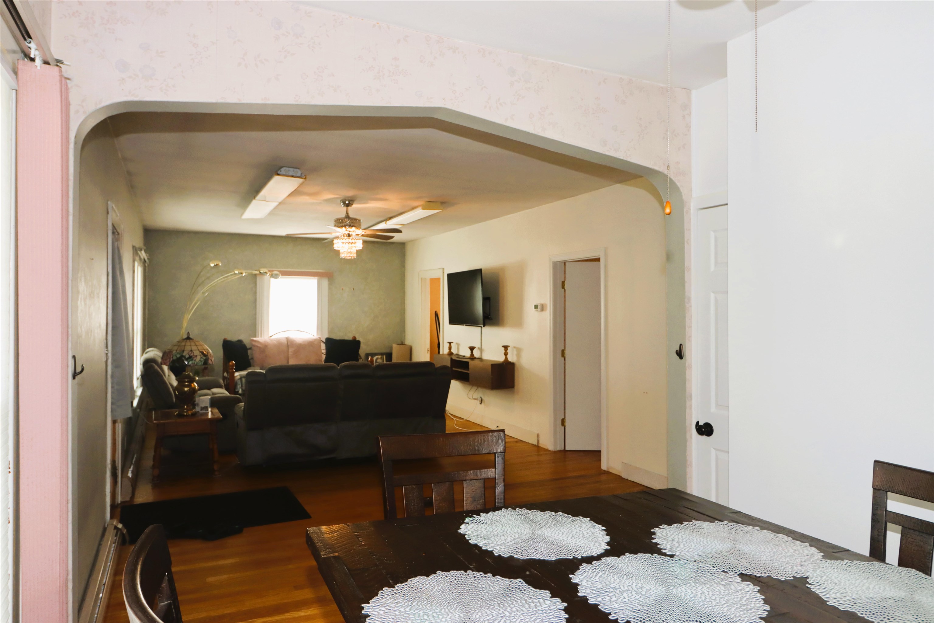 429 Main Street Property Photo 9