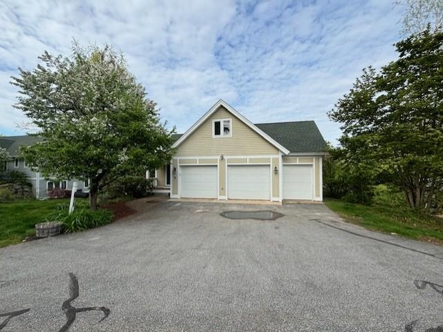 3 Falcon Lane Property Photo 54