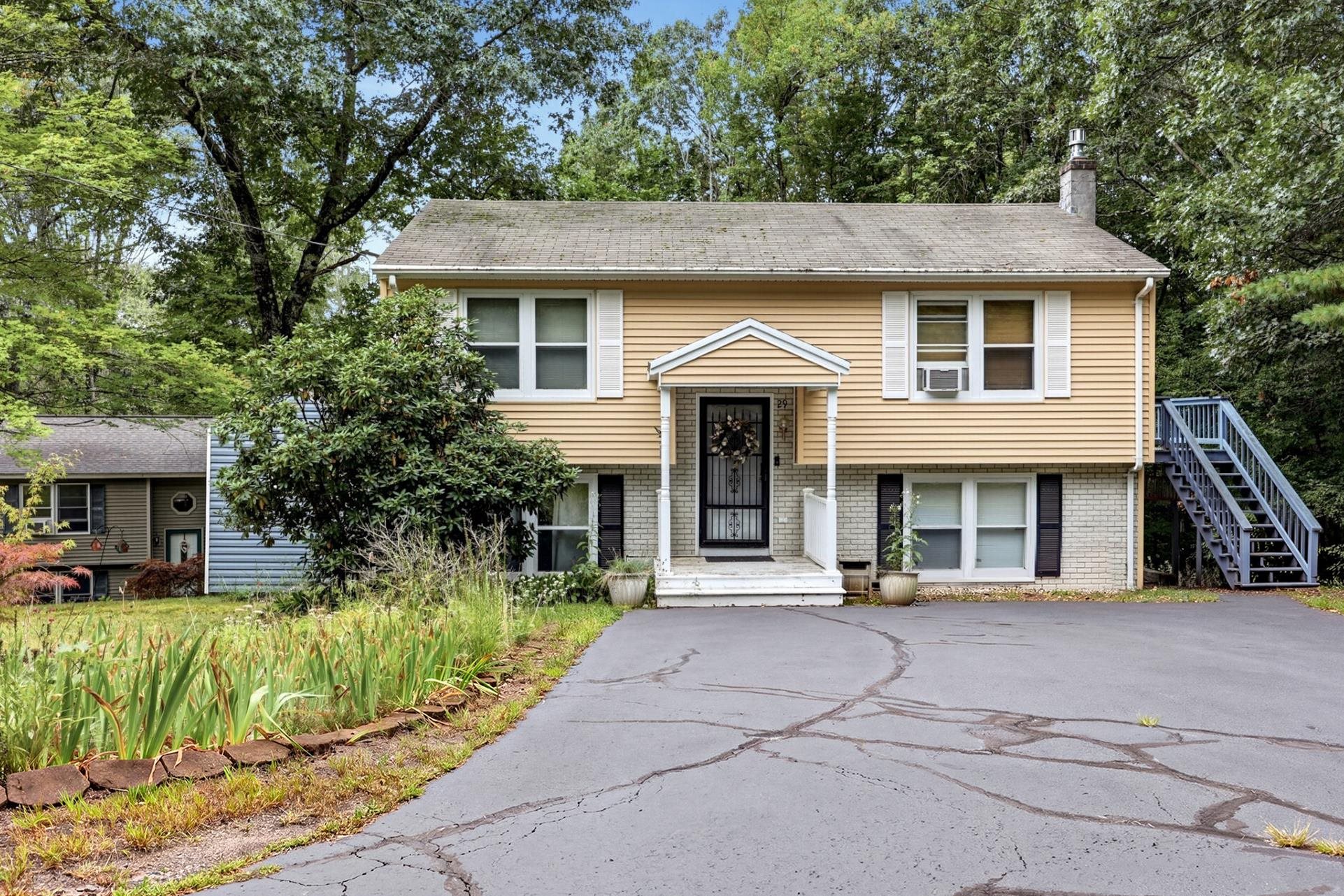 29 Hersey Lane Property Photo 1