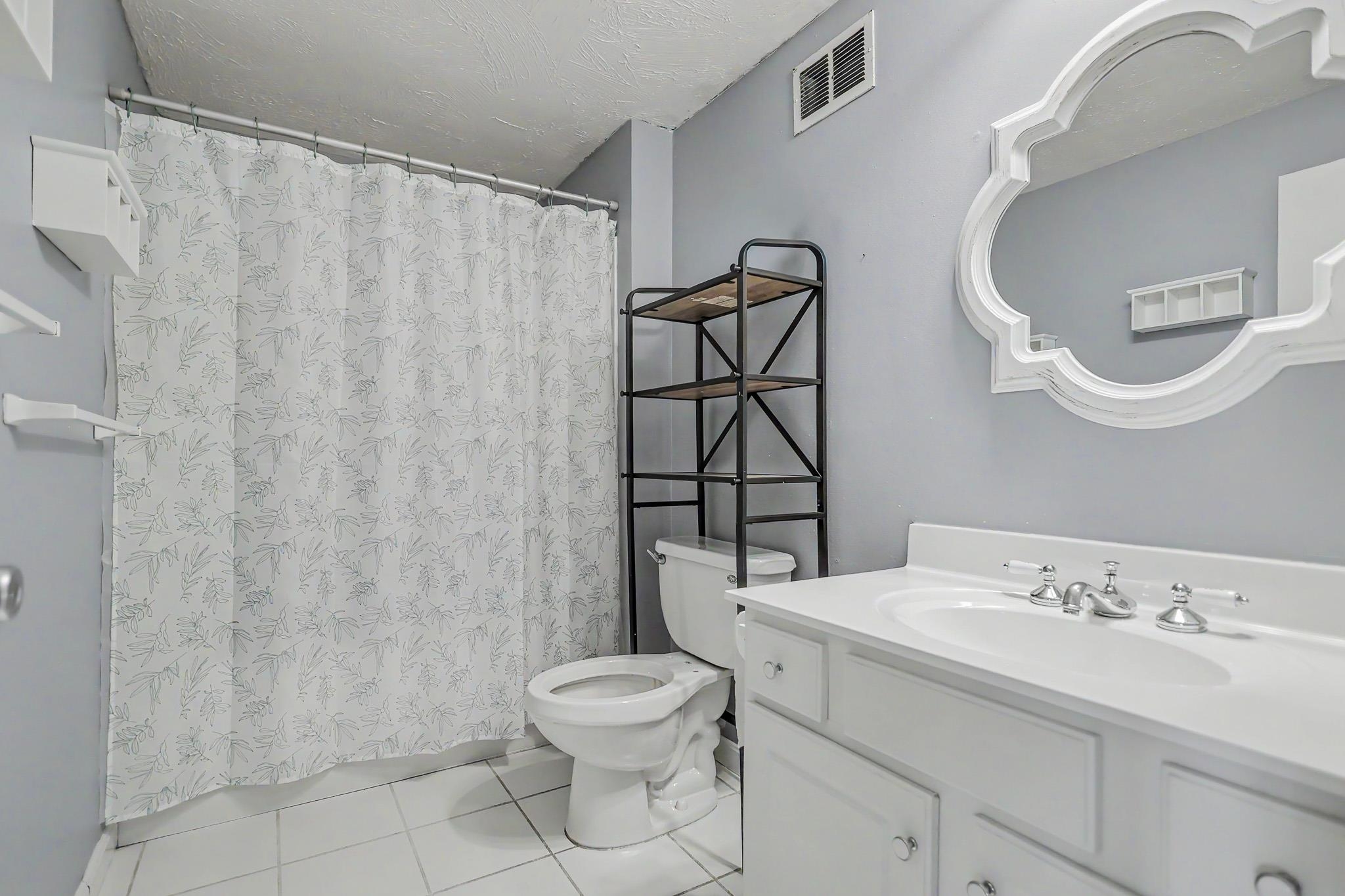 5 Tsienneto Road Property Photo 23