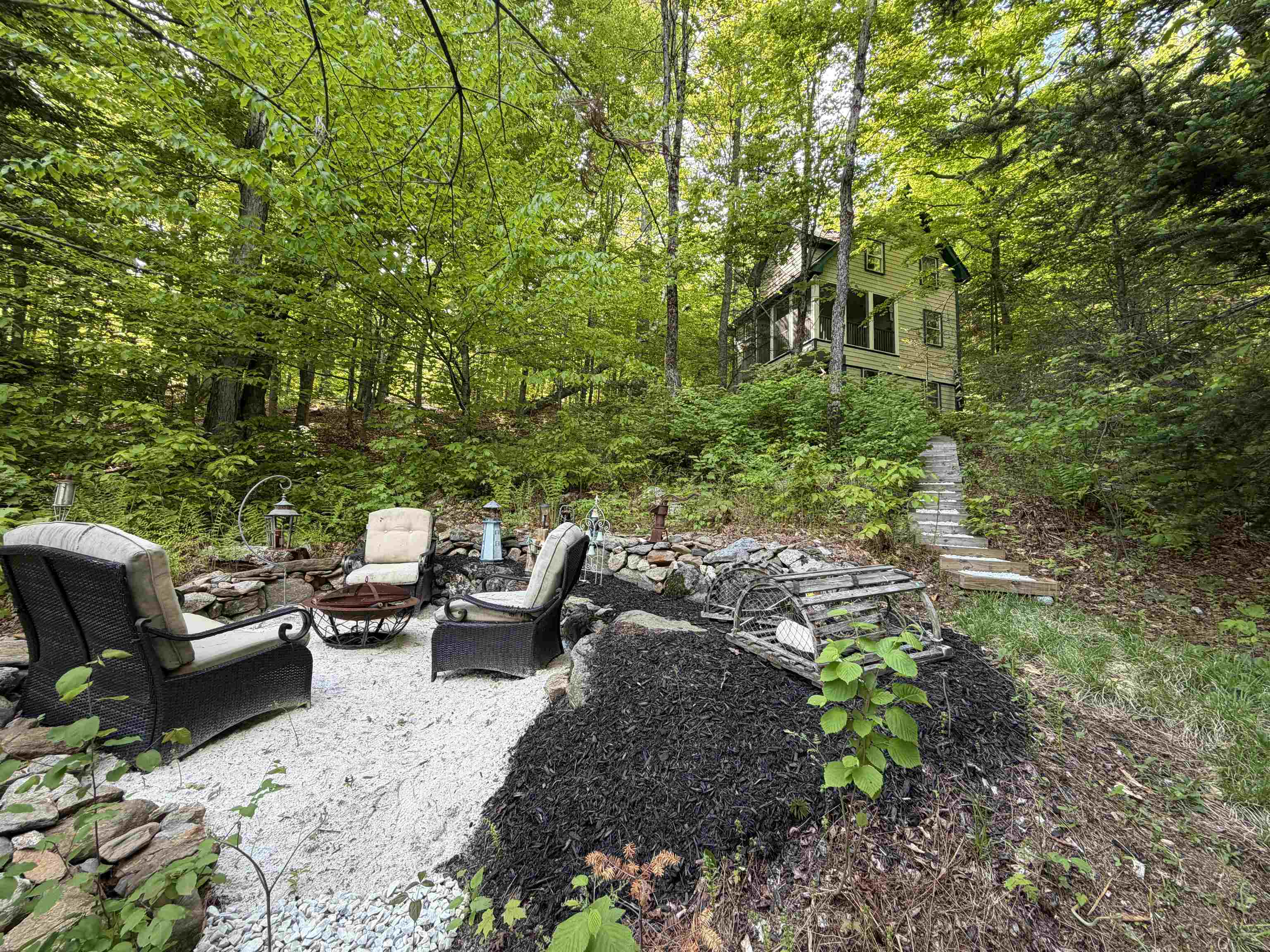 5 Shore Road Property Photo 2