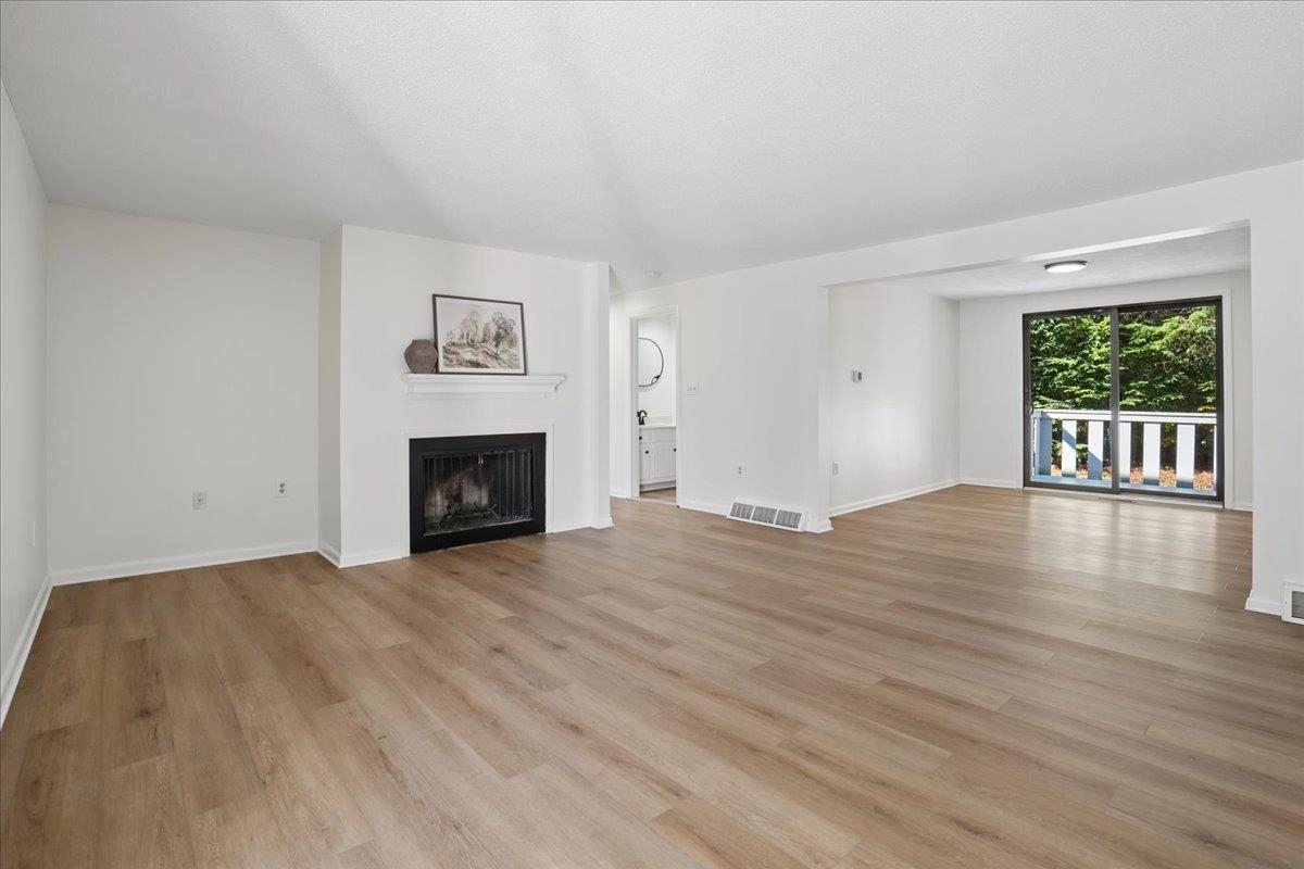 6 Black Oak Drive Property Photo 3