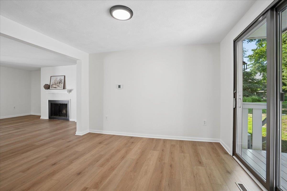 6 Black Oak Drive Property Photo 4