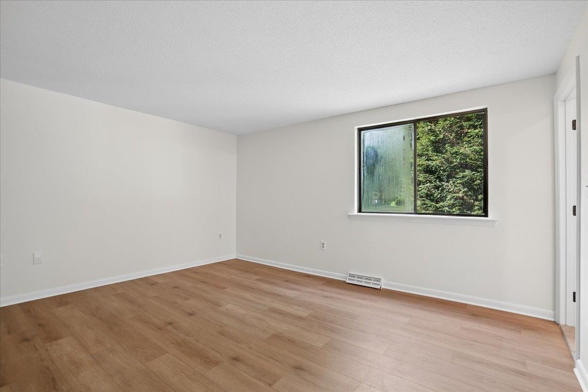 6 Black Oak Drive Property Photo 17