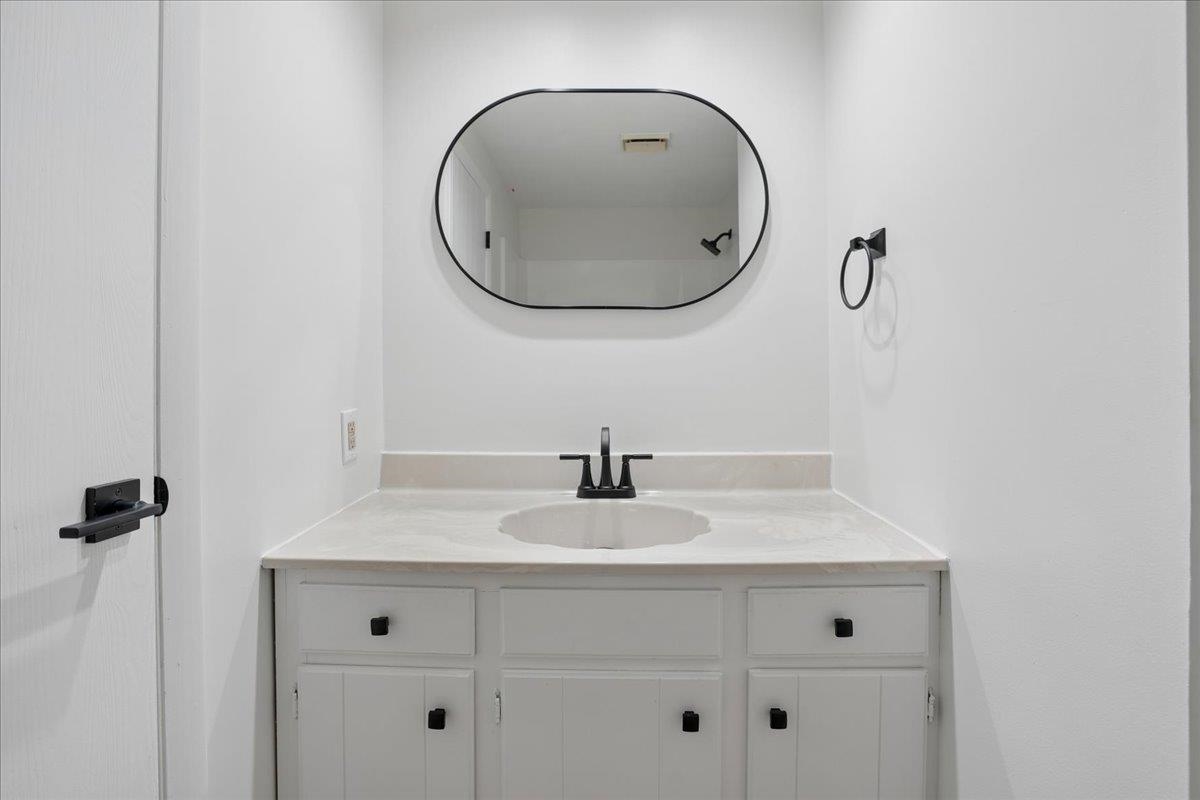 6 Black Oak Drive Property Photo 18
