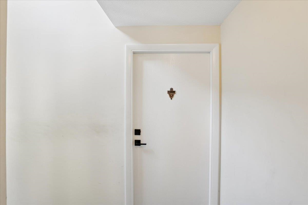 6 Black Oak Drive Property Photo 27