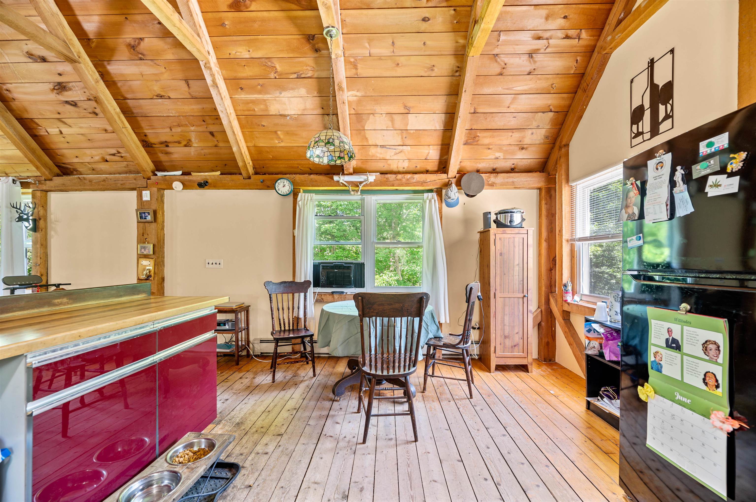 642 Hill Street Property Photo 9