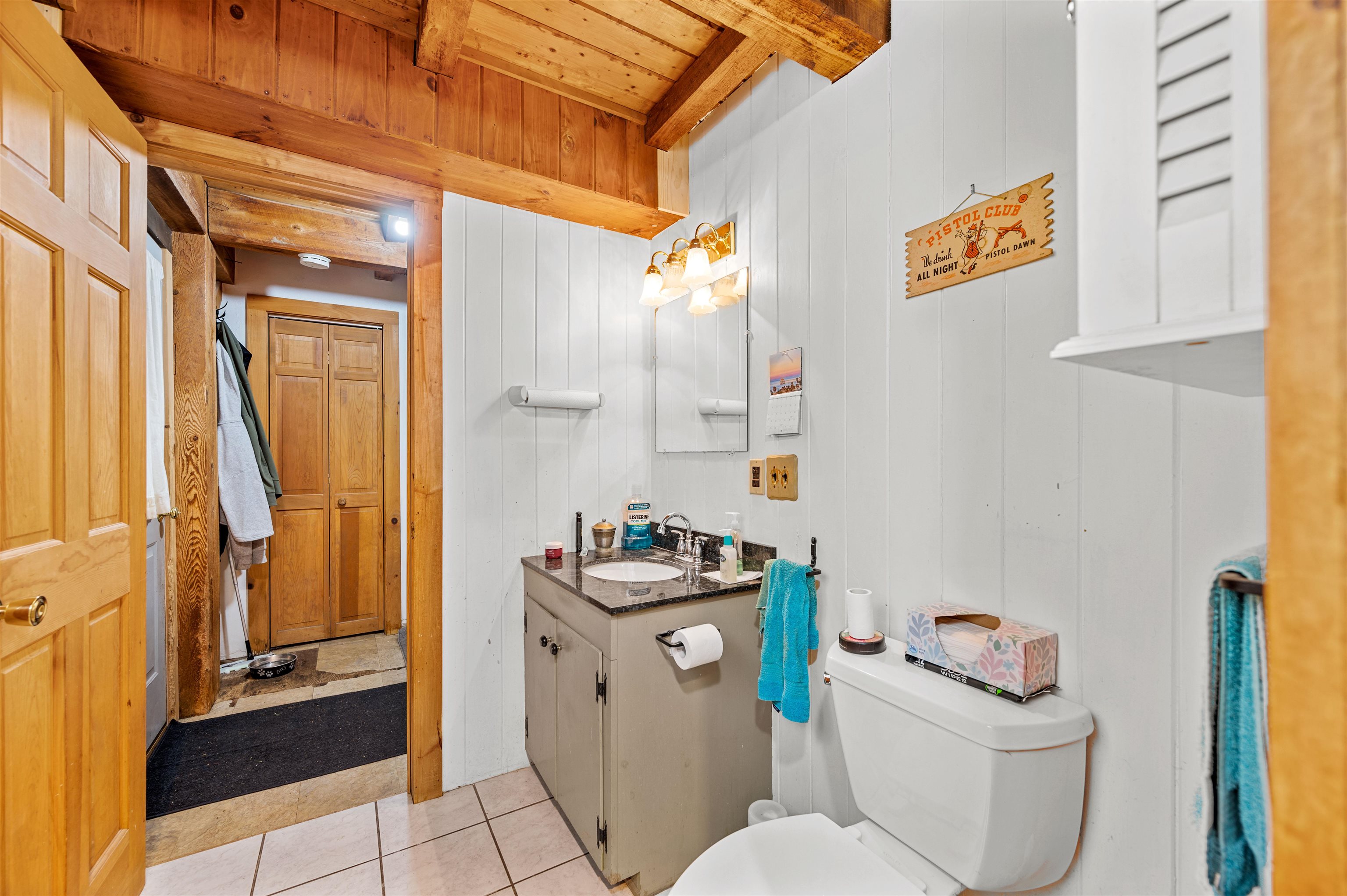 642 Hill Street Property Photo 11