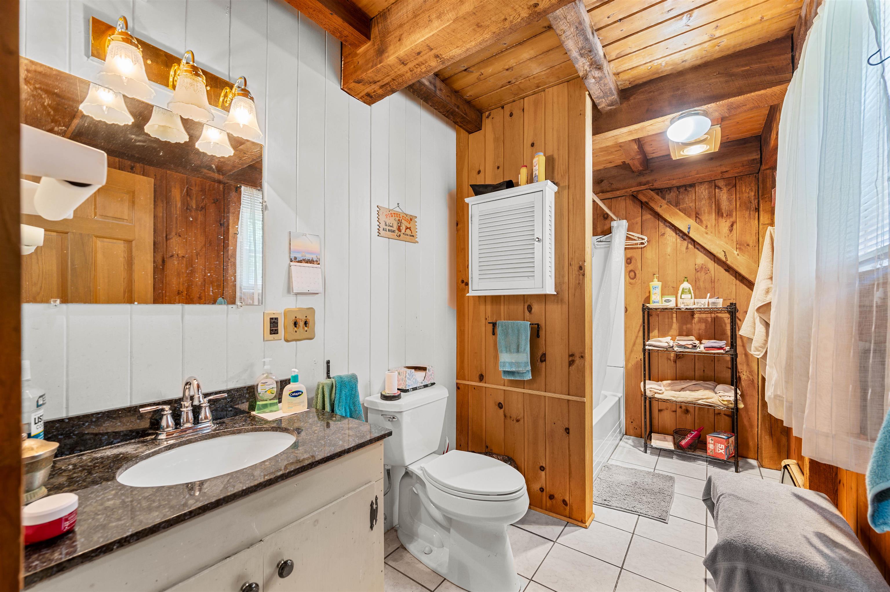 642 Hill Street Property Photo 12