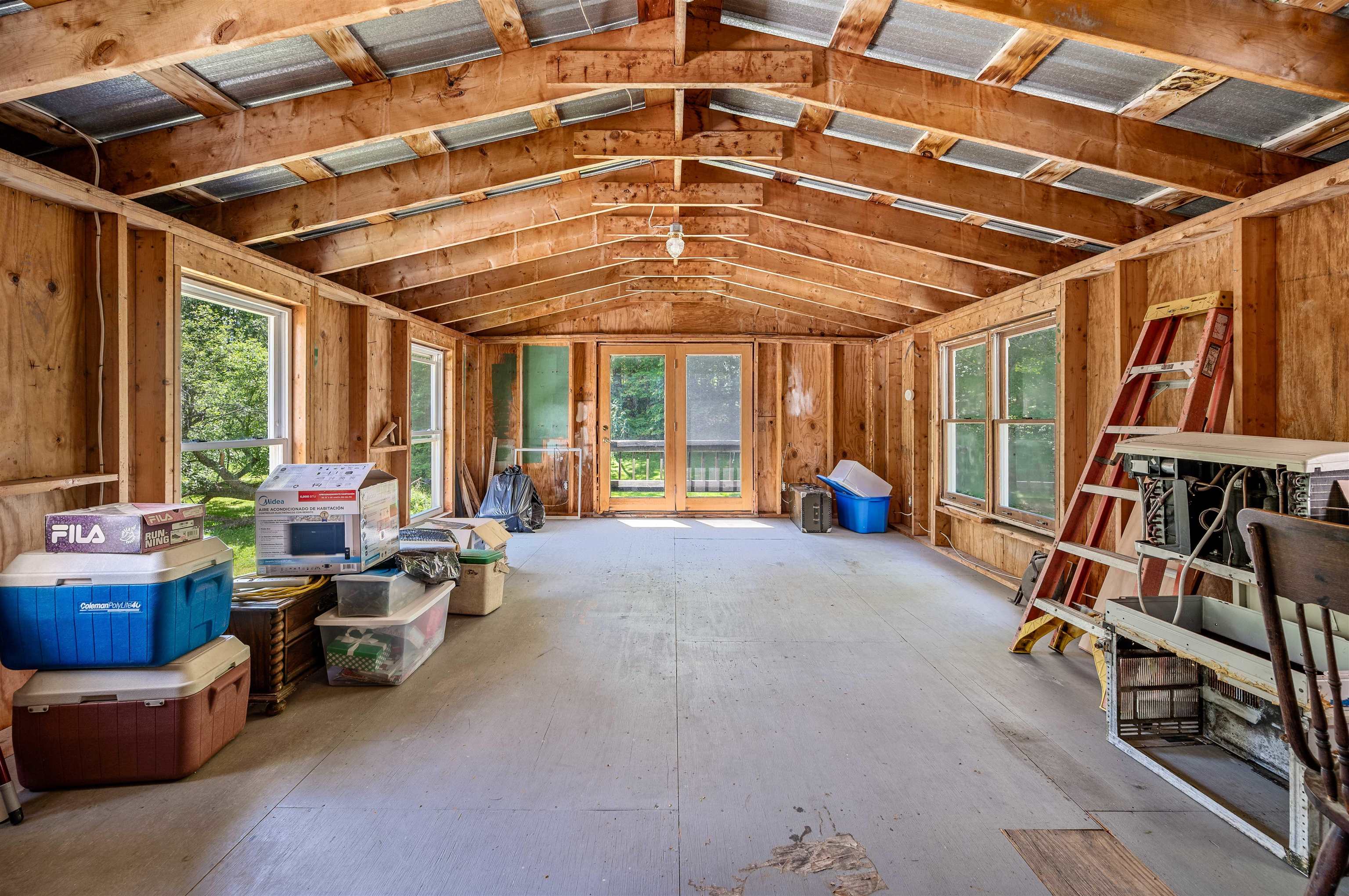 642 Hill Street Property Photo 19