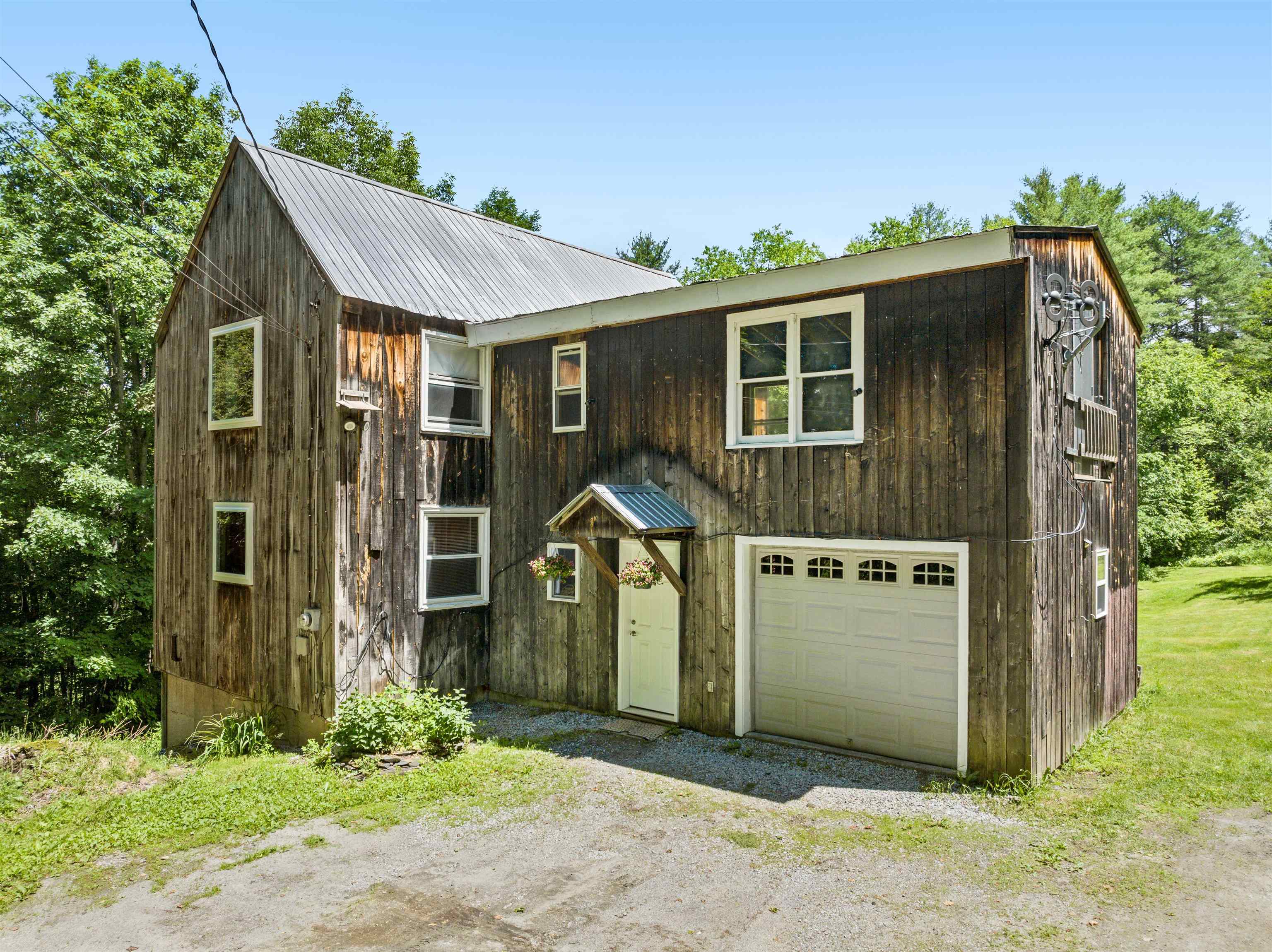 642 Hill Street Property Photo 38