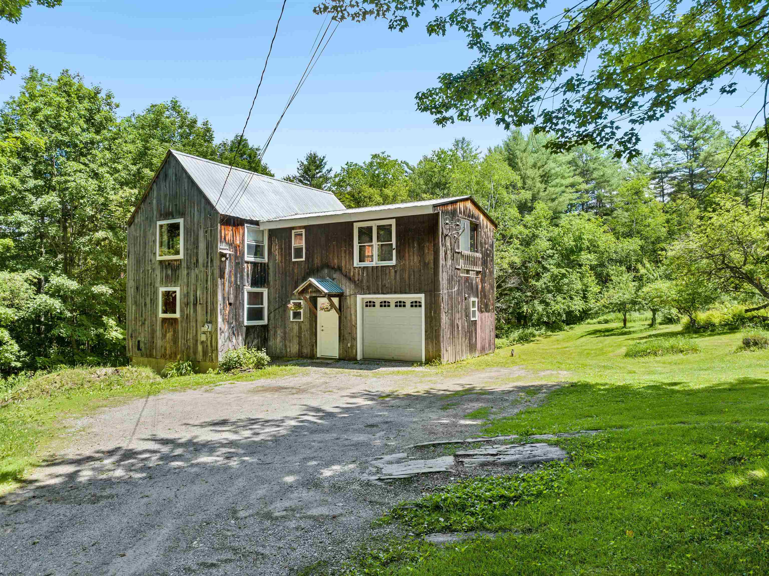 642 Hill Street Property Photo 39