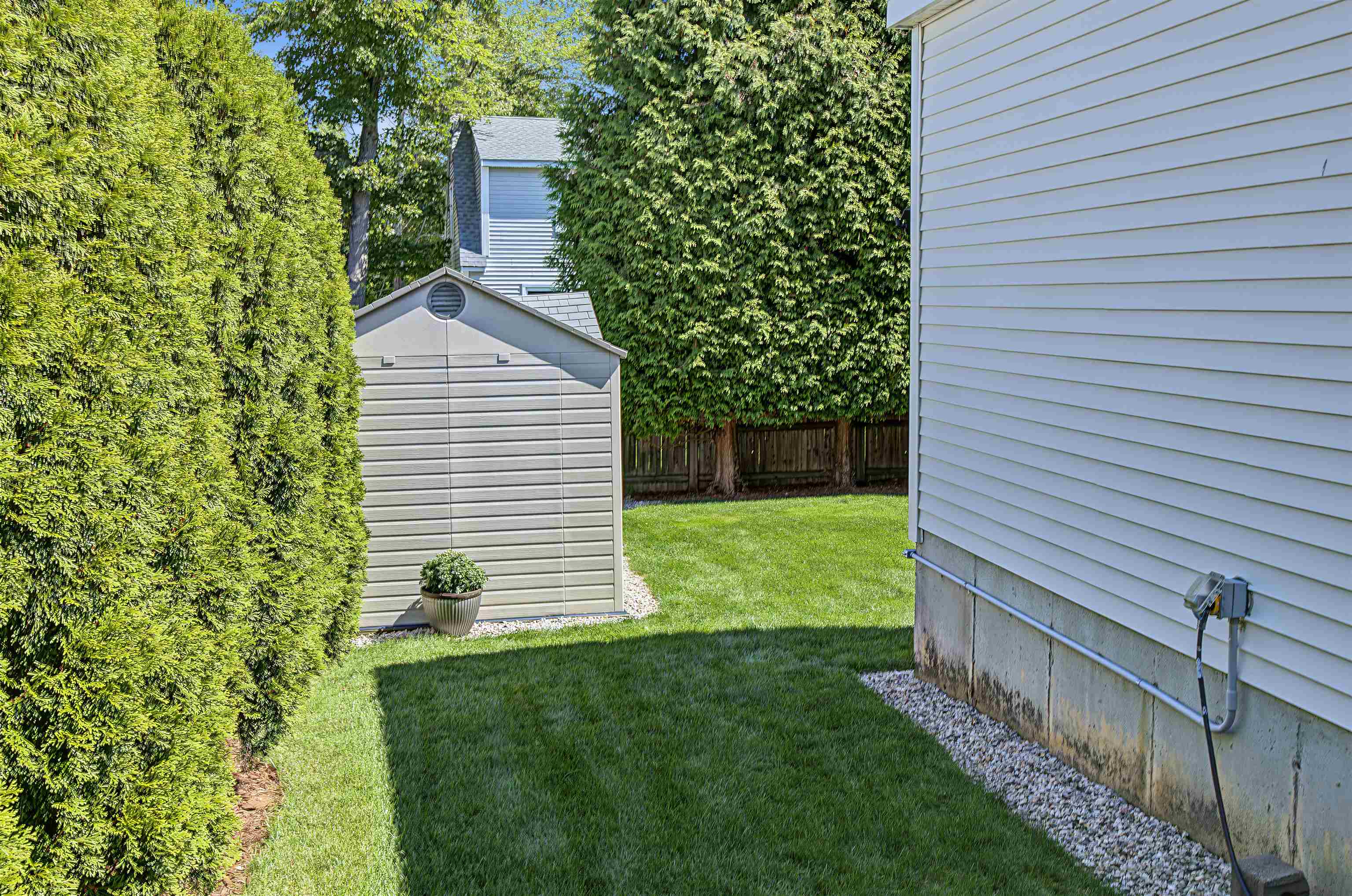 176 Stanton Street Property Photo 41