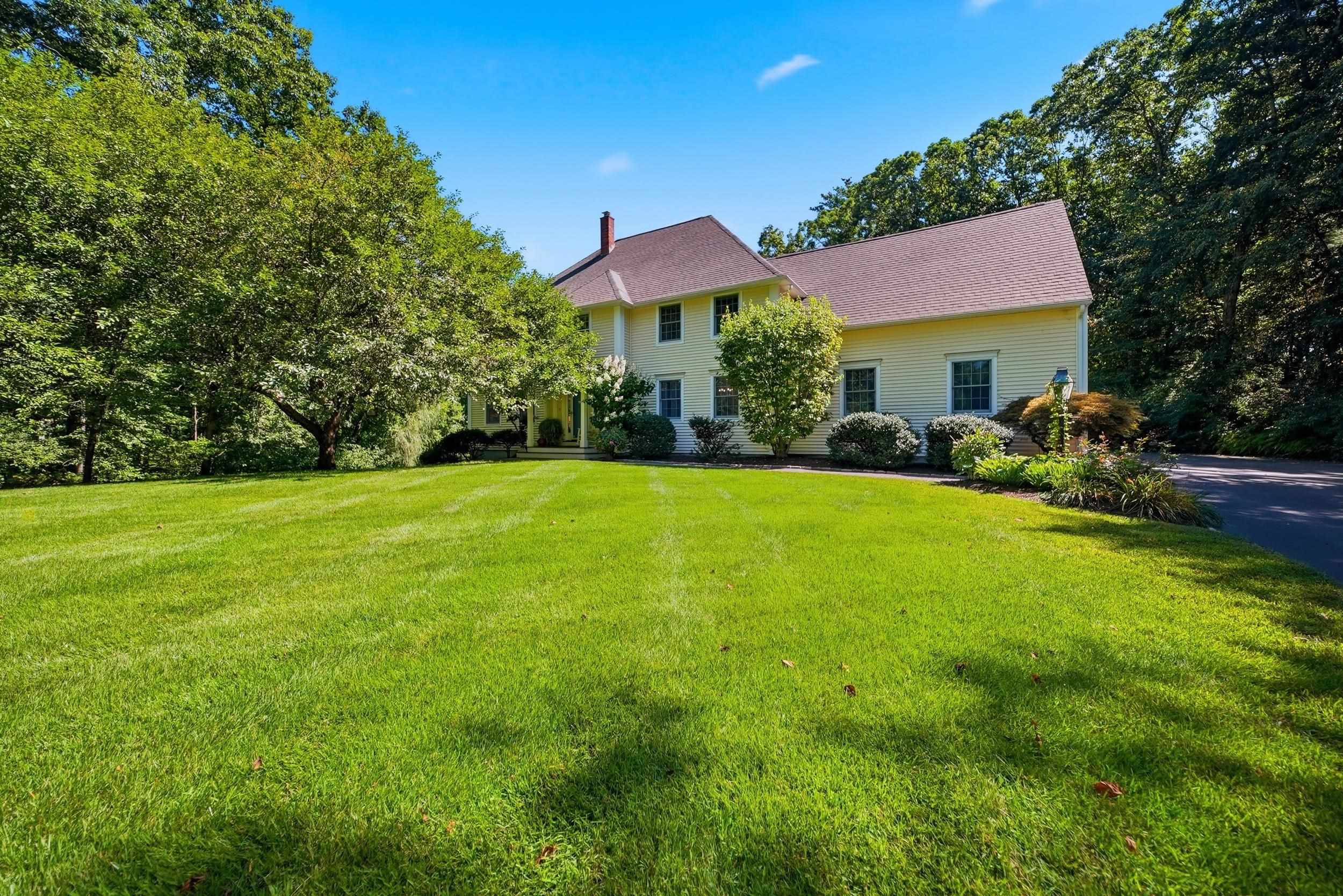 11 Olde Village Road Property Photo 2