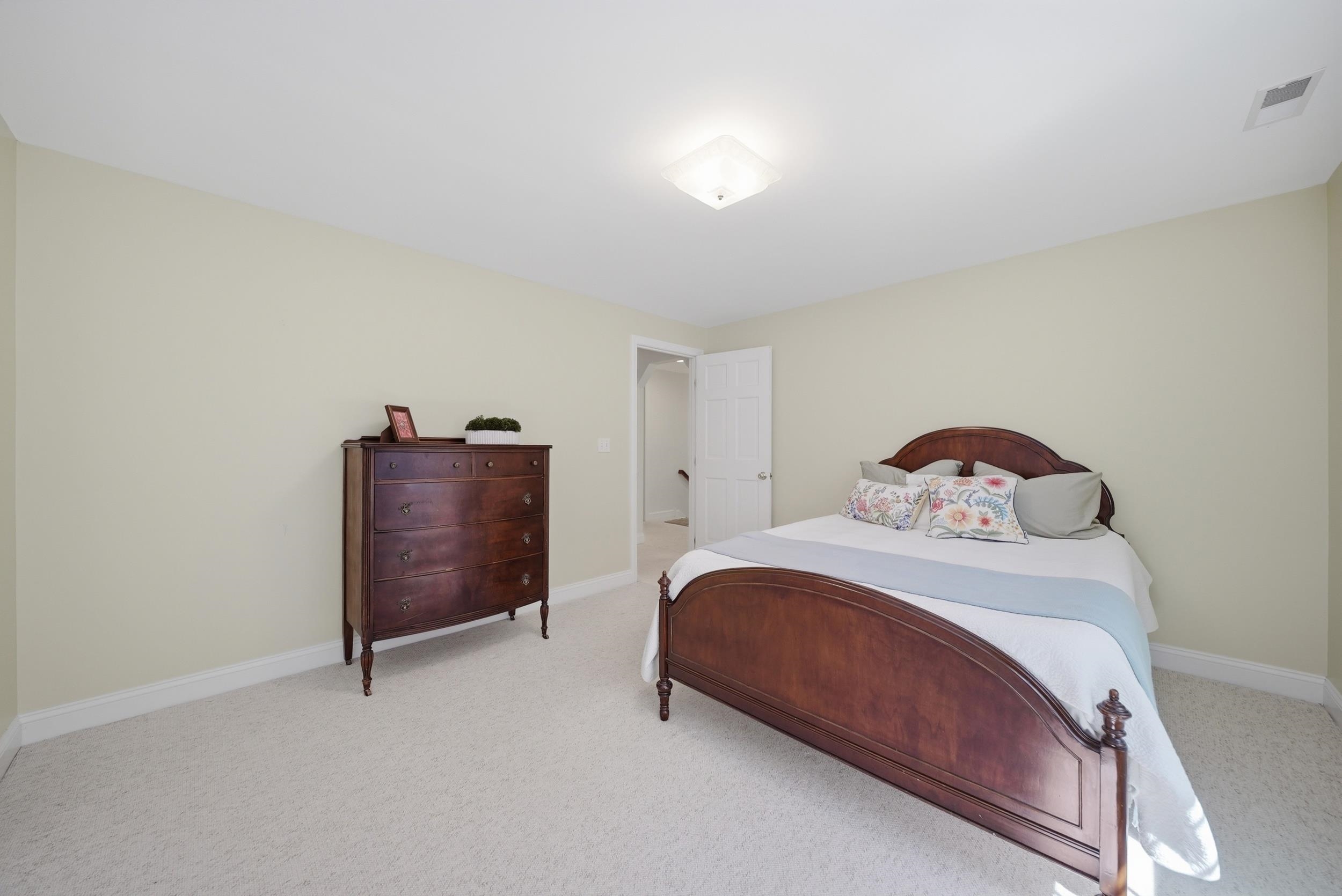 11 Olde Village Road Property Photo 28