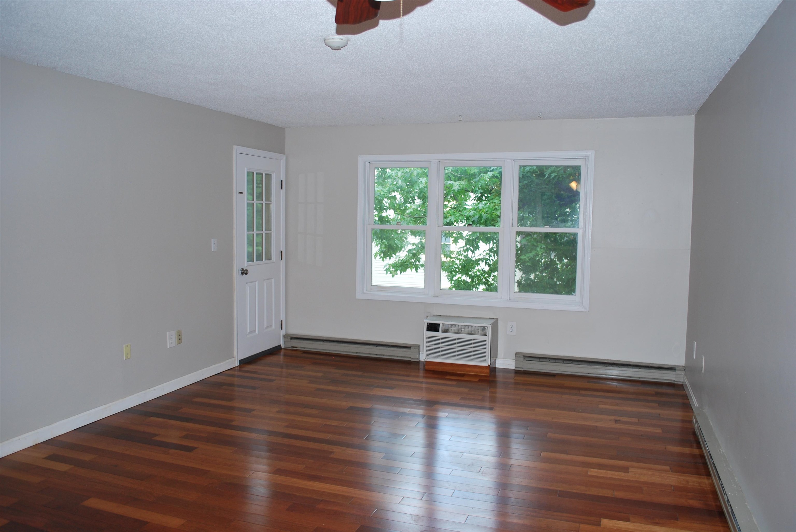 14 Turnbuckle Lane Property Photo 3