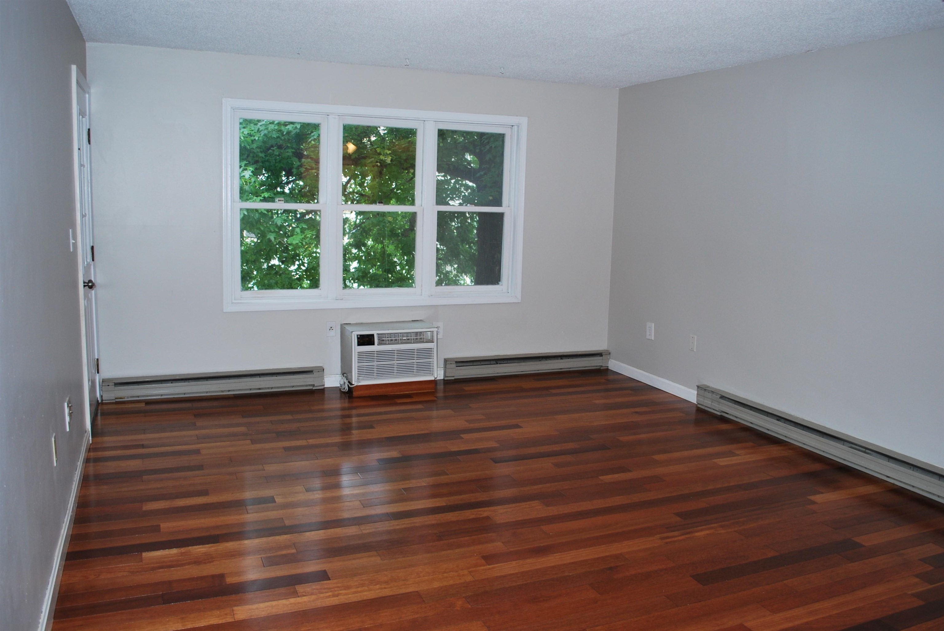 14 Turnbuckle Lane Property Photo 4