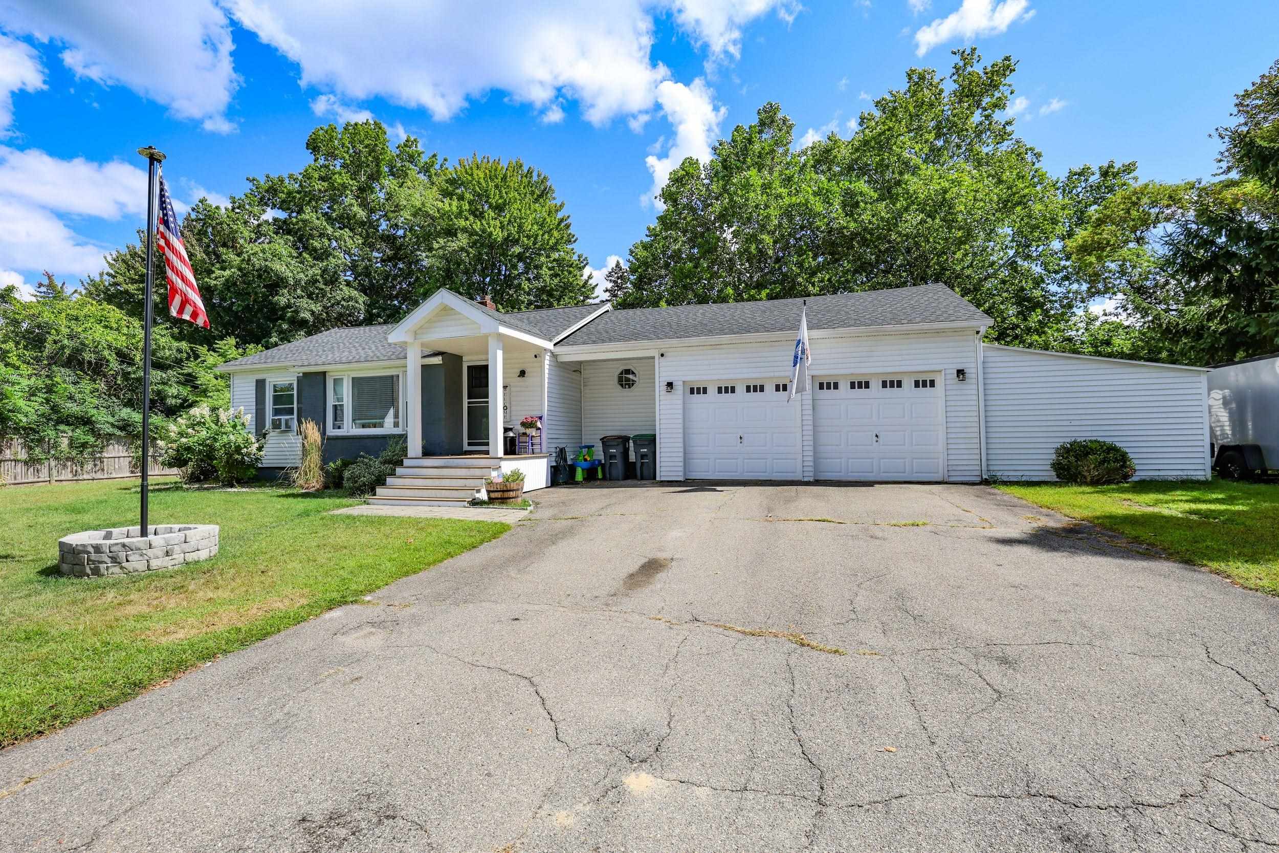 17 Coaker Avenue Property Photo 1
