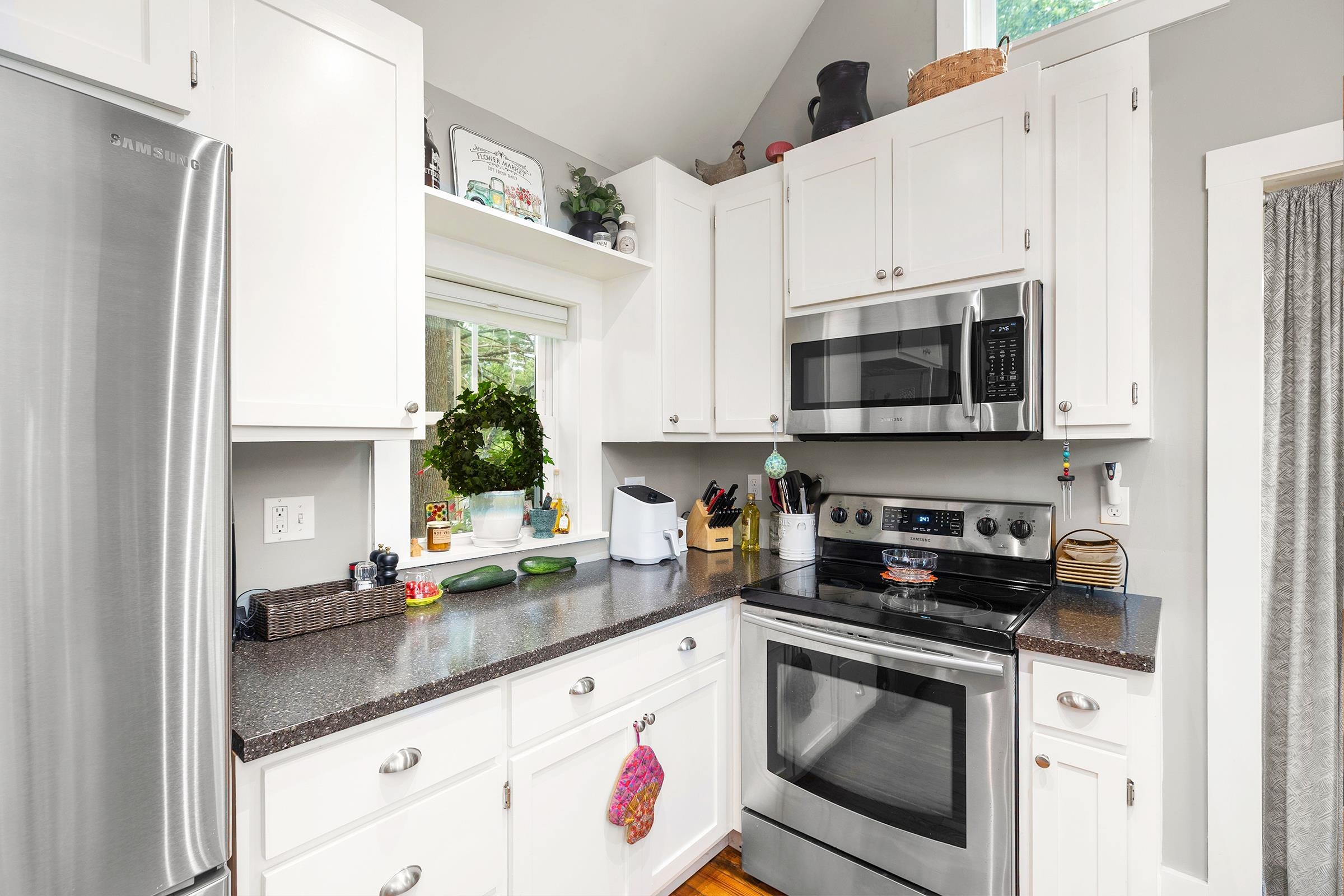 59 Maple Street Property Photo 30