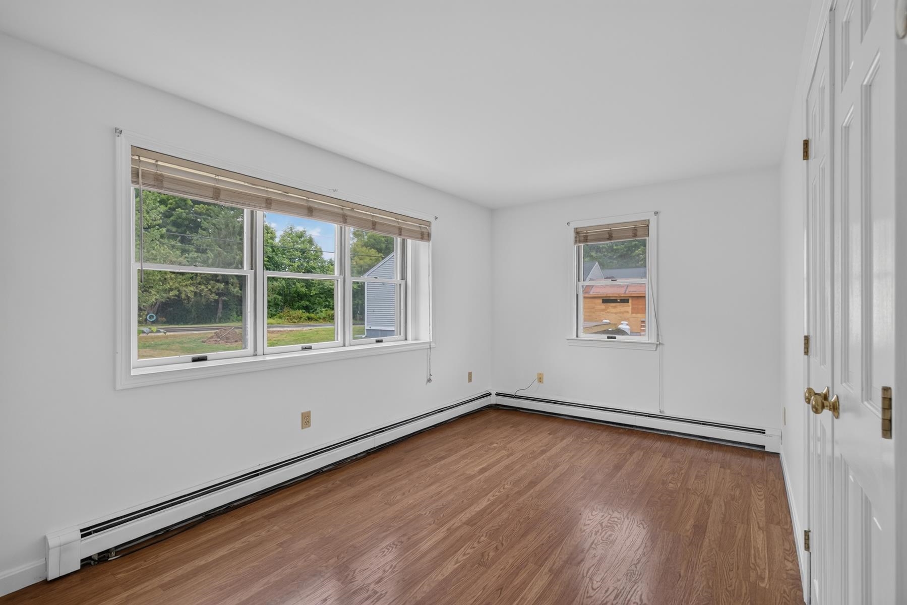 571 Silver Street Property Photo 20