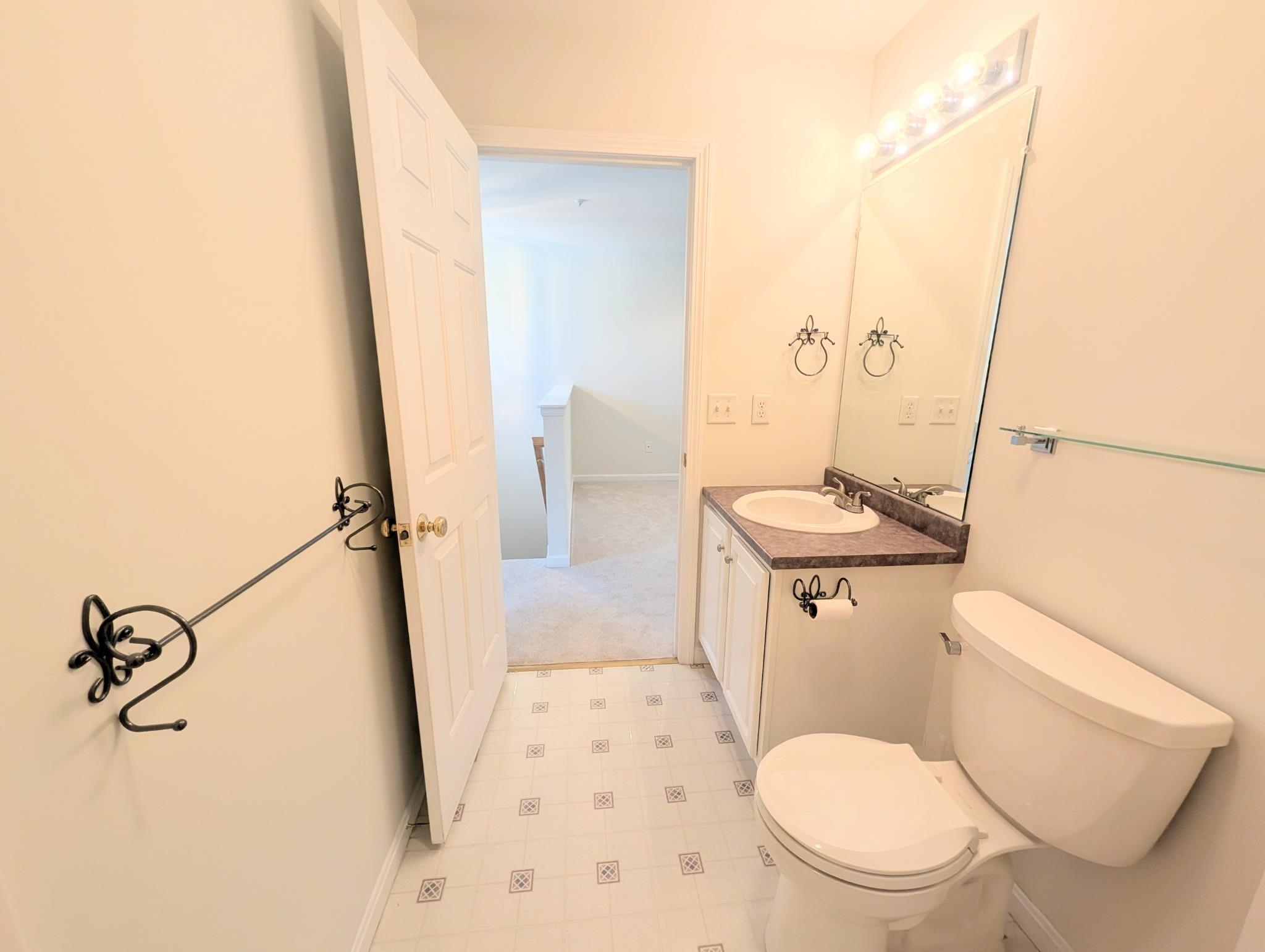 16 Edward Circle Property Photo 37