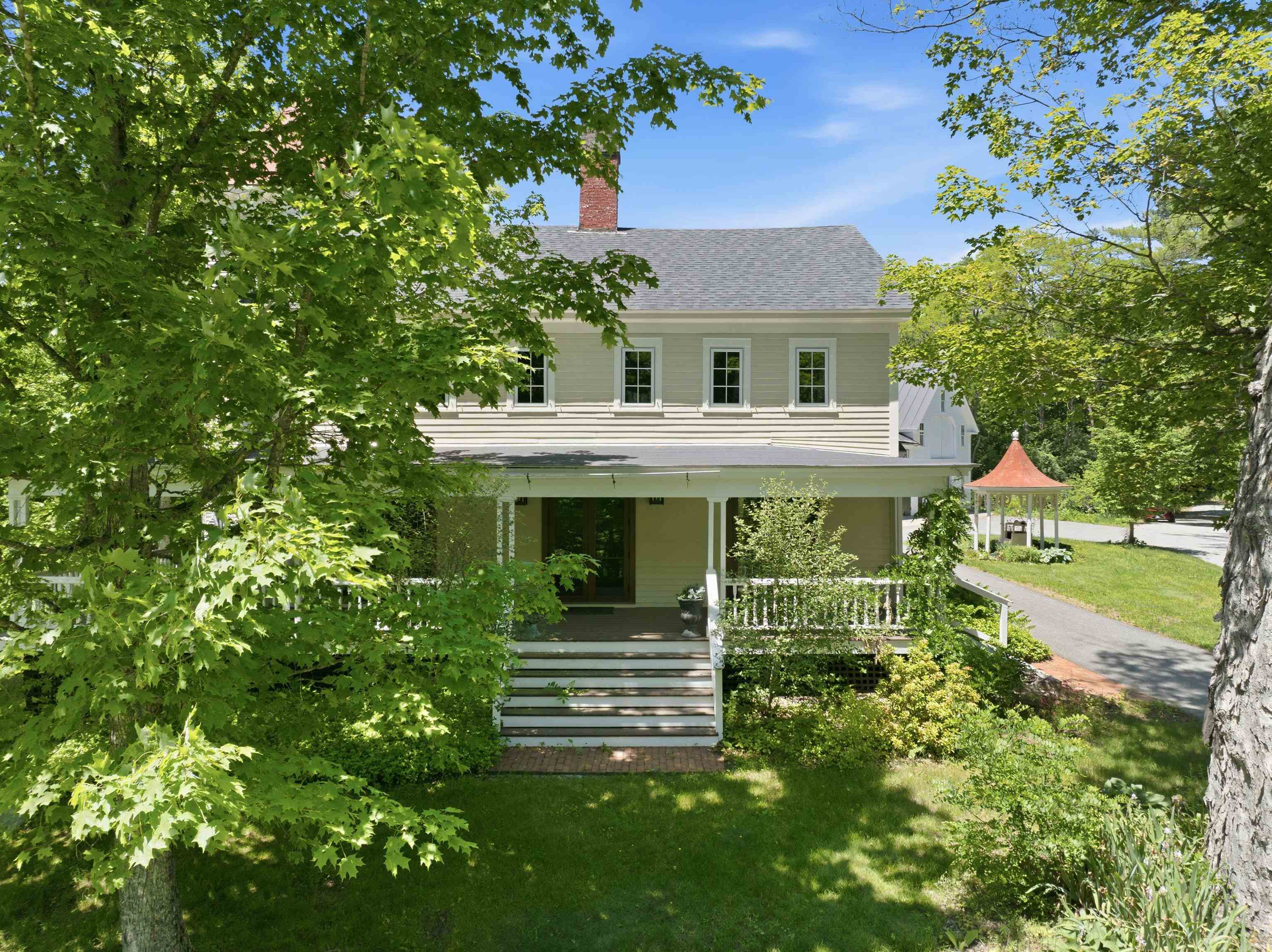 183 Waterloo Street Property Photo 4