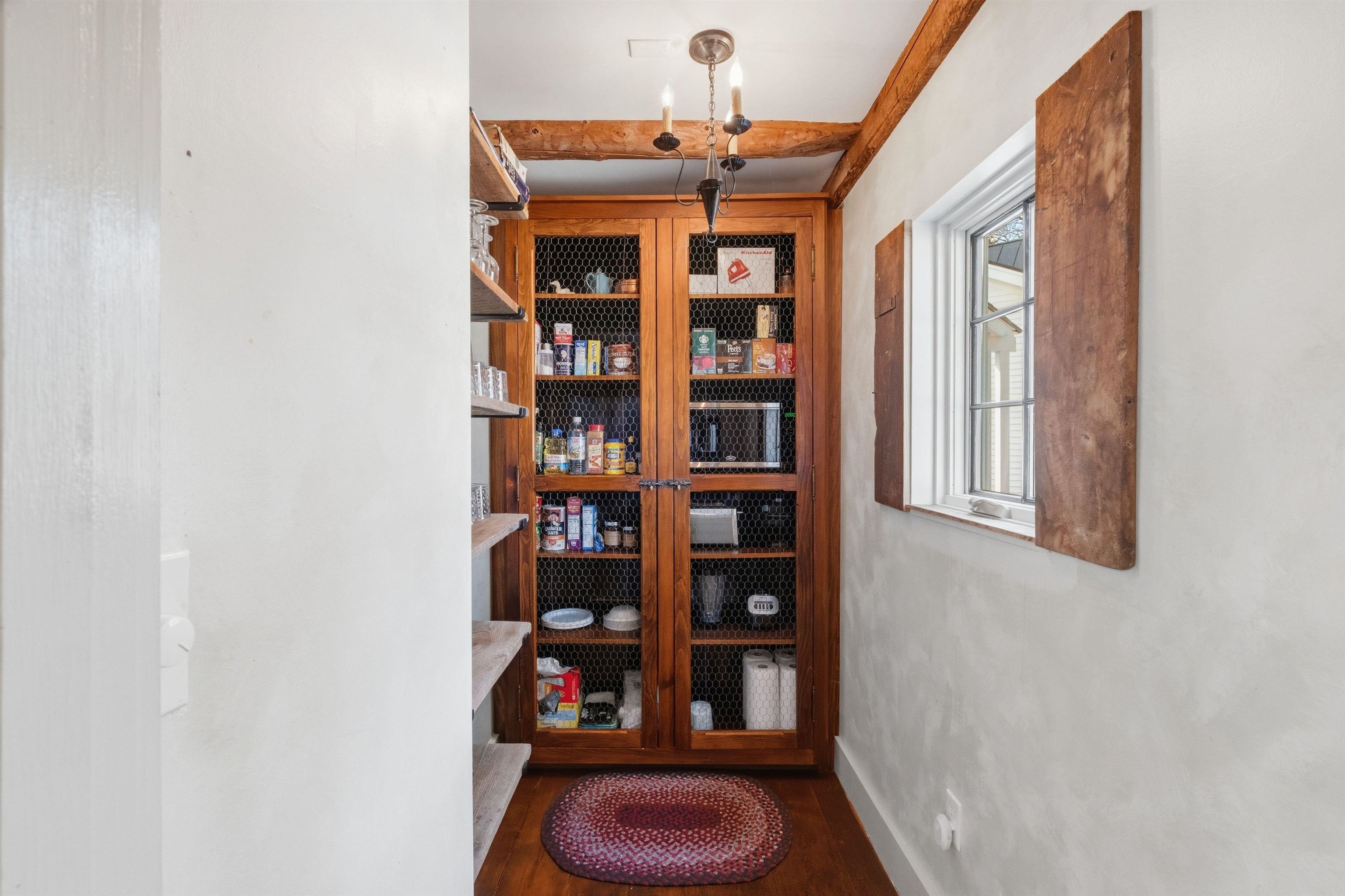 183 Waterloo Street Property Photo 14