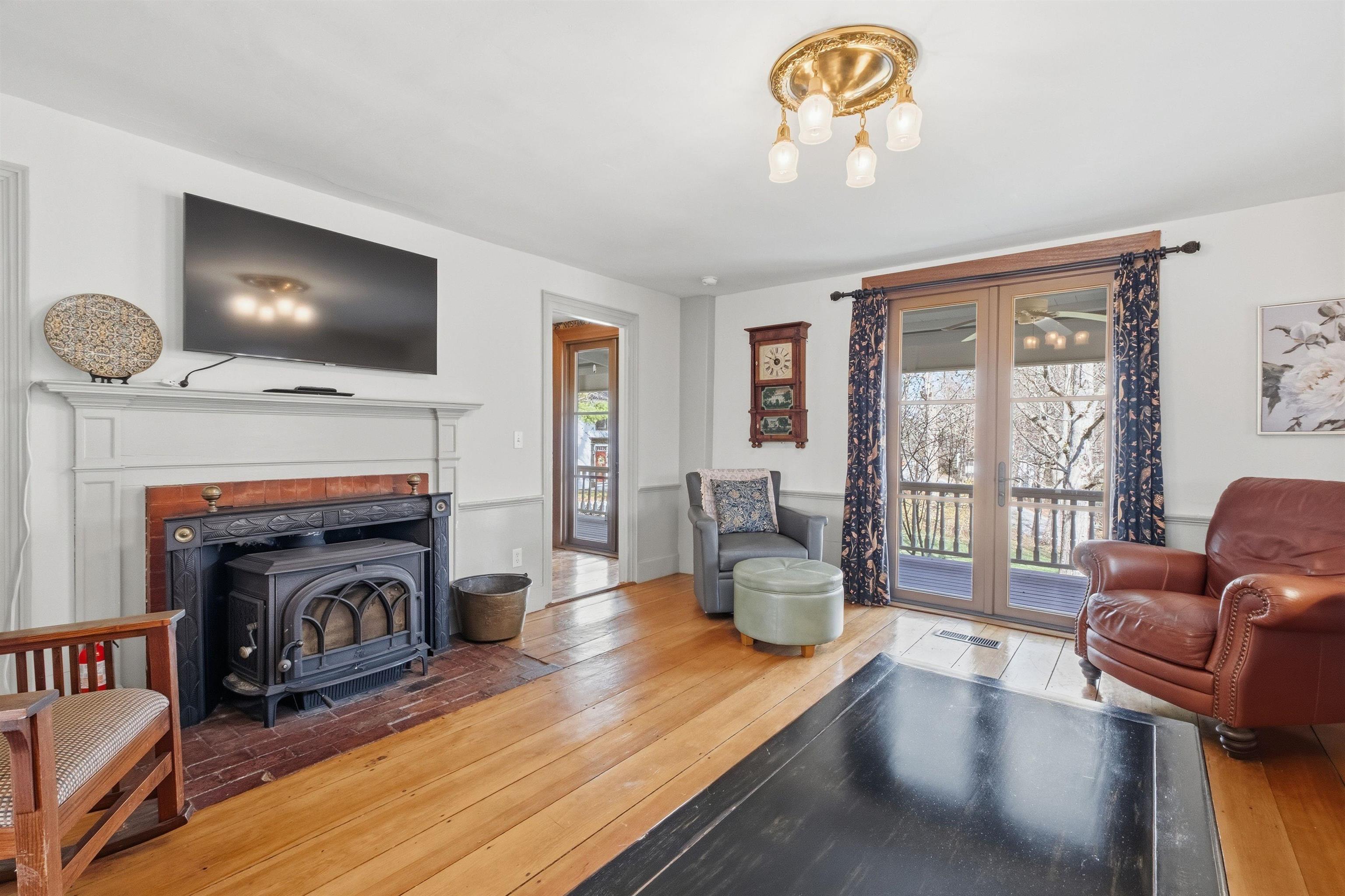 183 Waterloo Street Property Photo 24