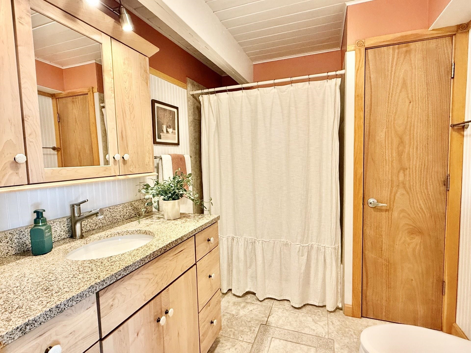 71 North Shore Road Property Photo 31