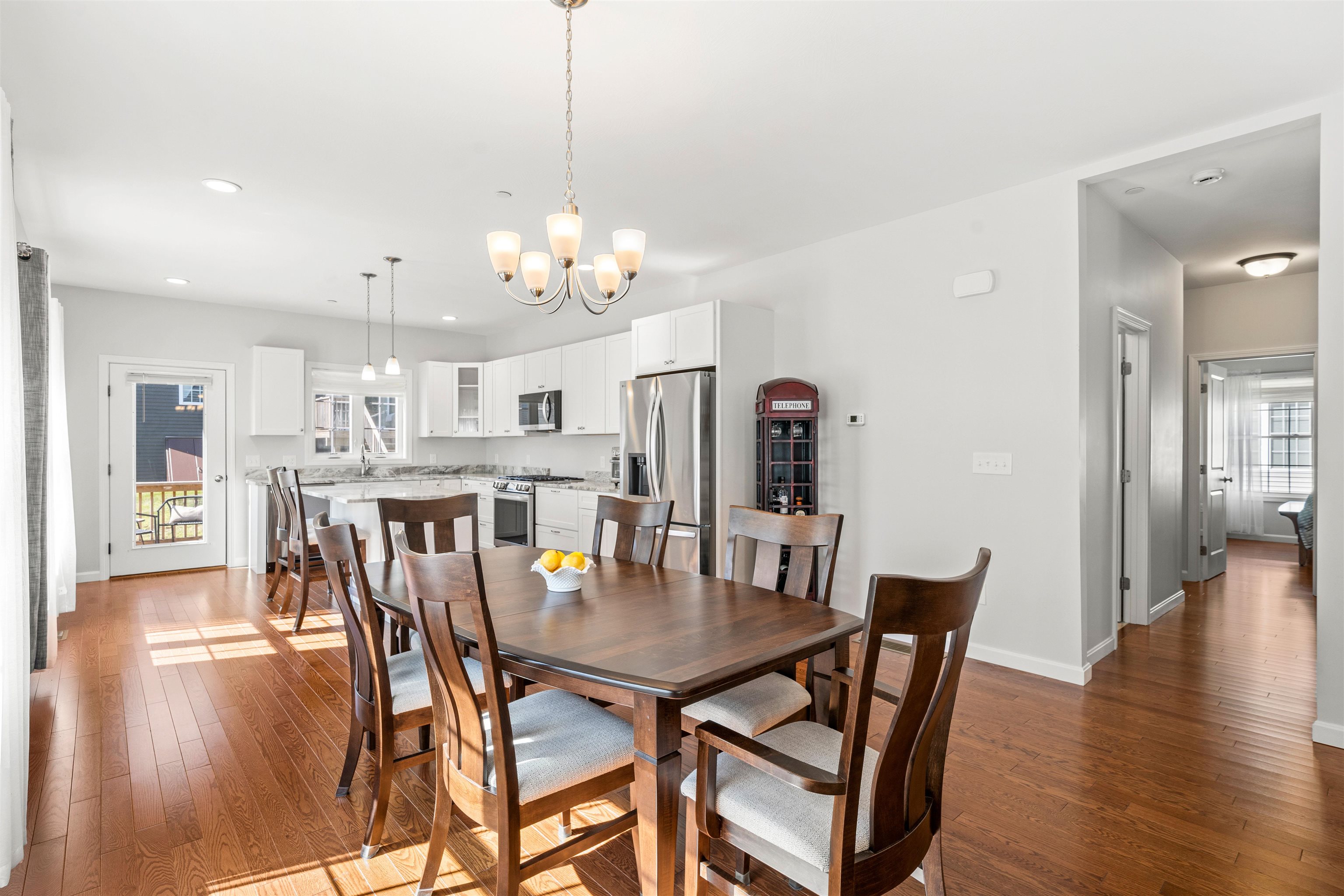 9 Venus Way Property Photo 3