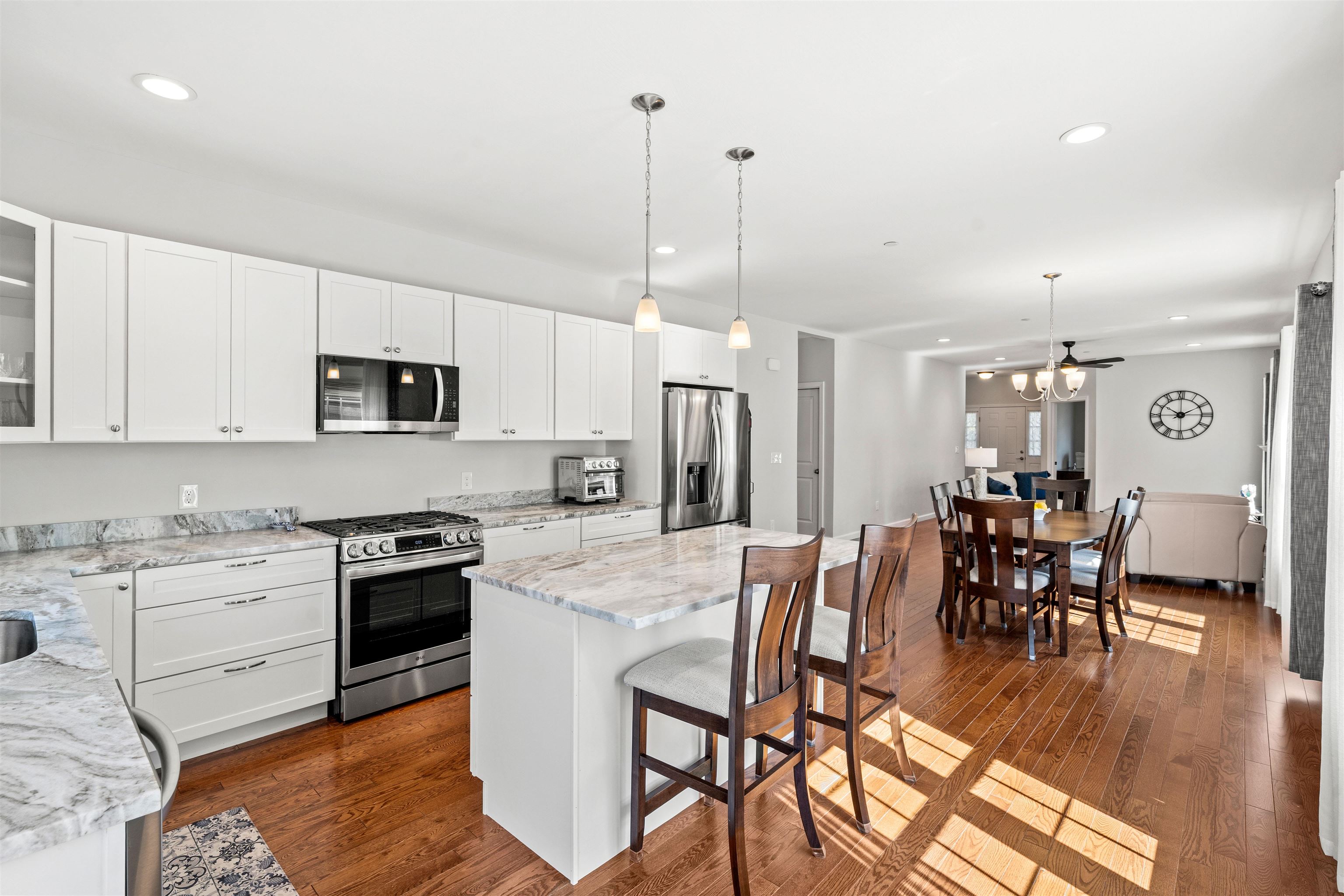 9 Venus Way Property Photo 4