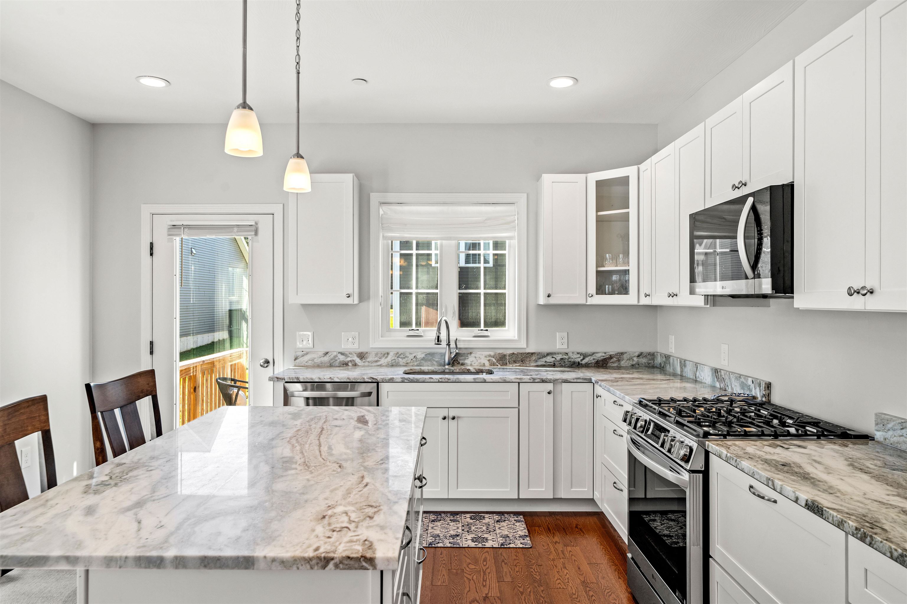 9 Venus Way Property Photo 6