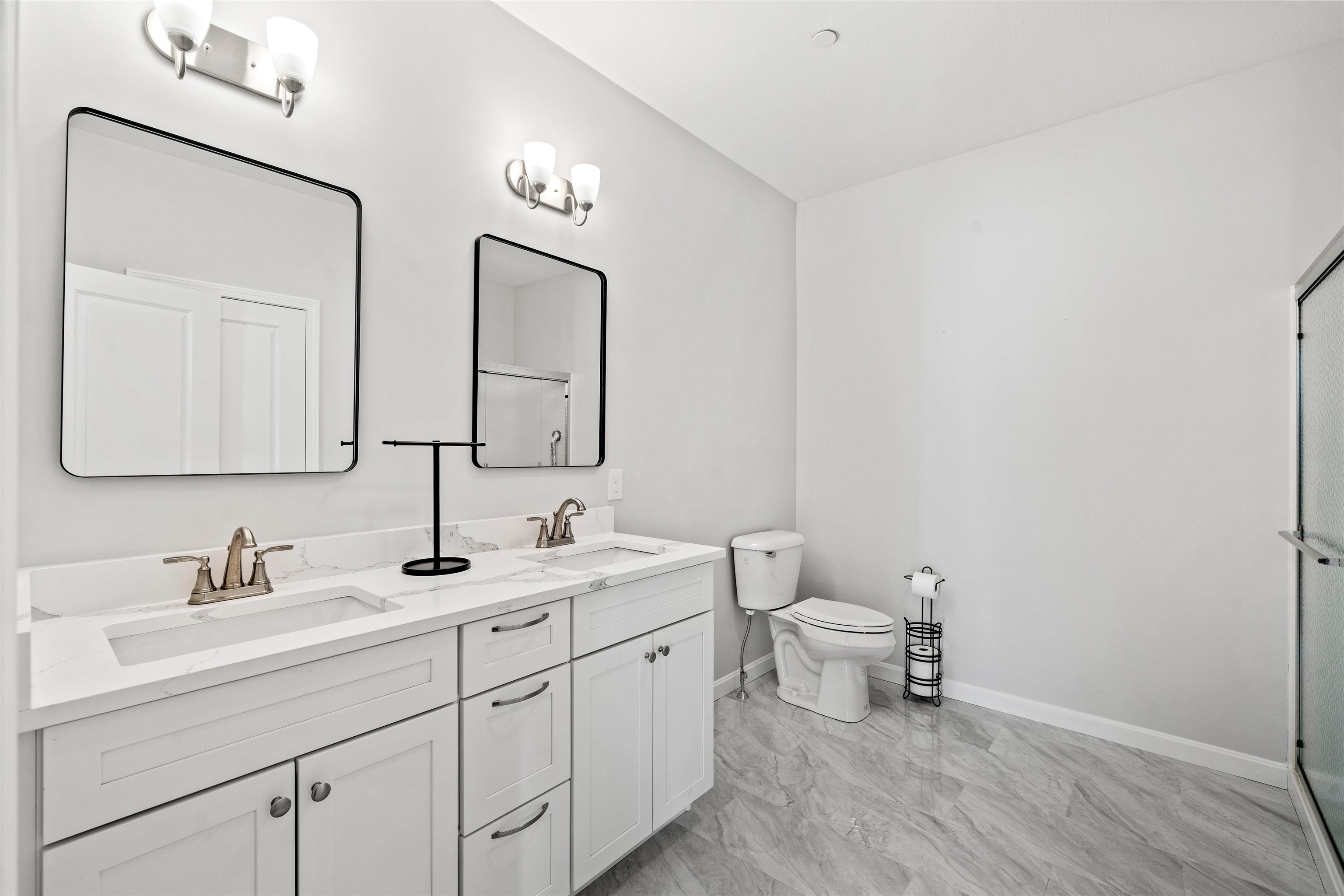 9 Venus Way Property Photo 17