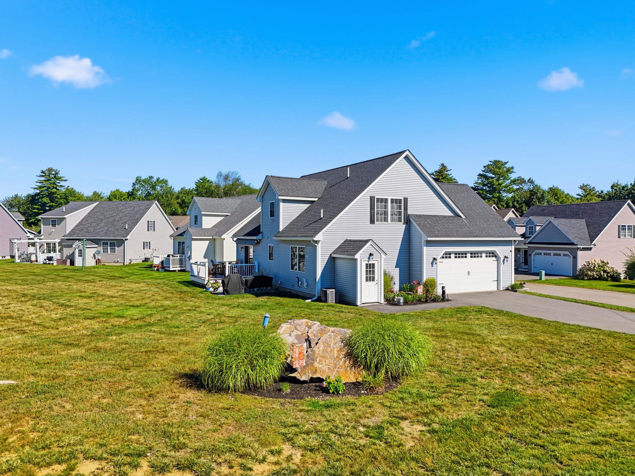 8 Bent Grass Circle Property Photo 5