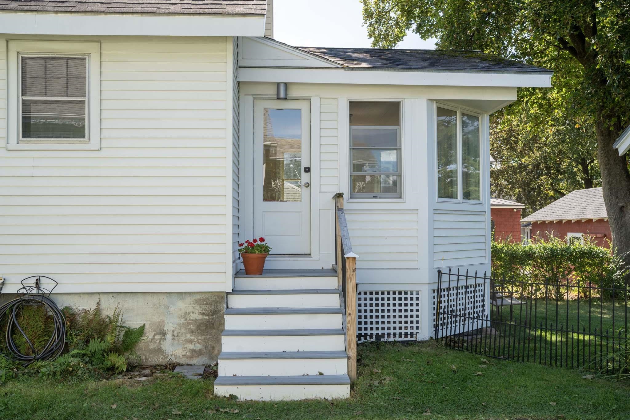 29 Perrotta Place Property Photo 3