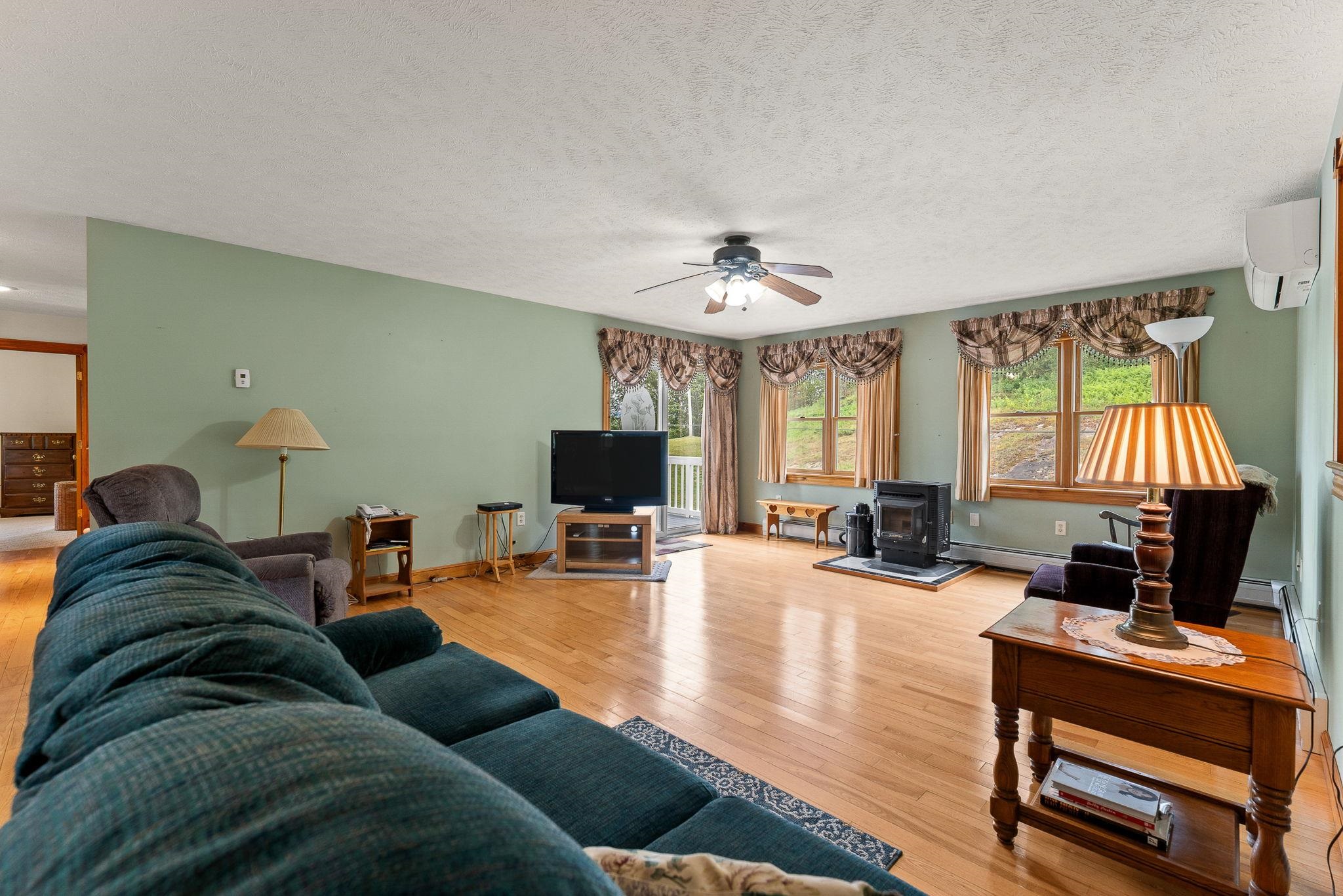 76 Paradee Road Property Photo 18