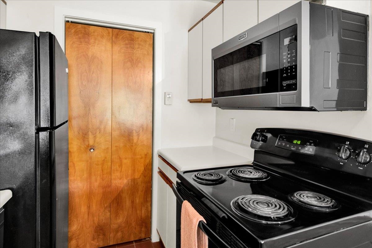 100 West Canal Street Property Photo 14