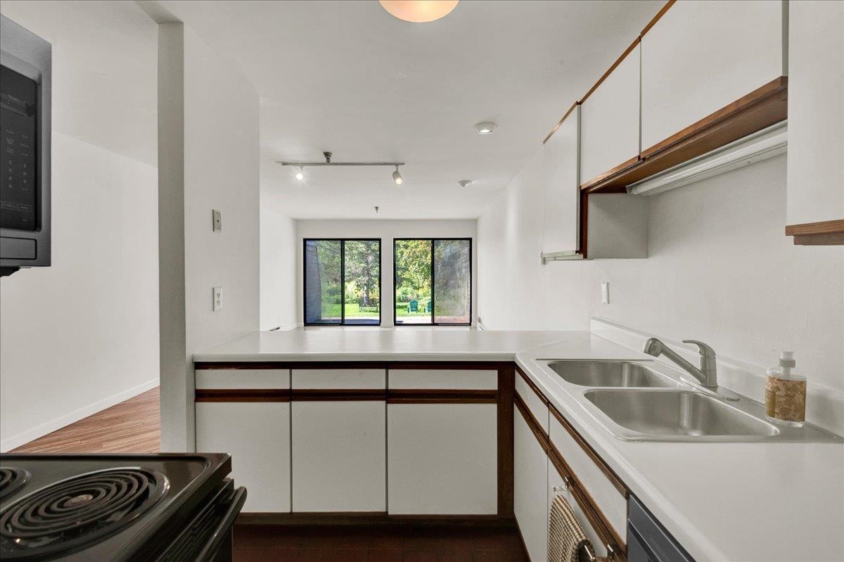 100 West Canal Street Property Photo 15