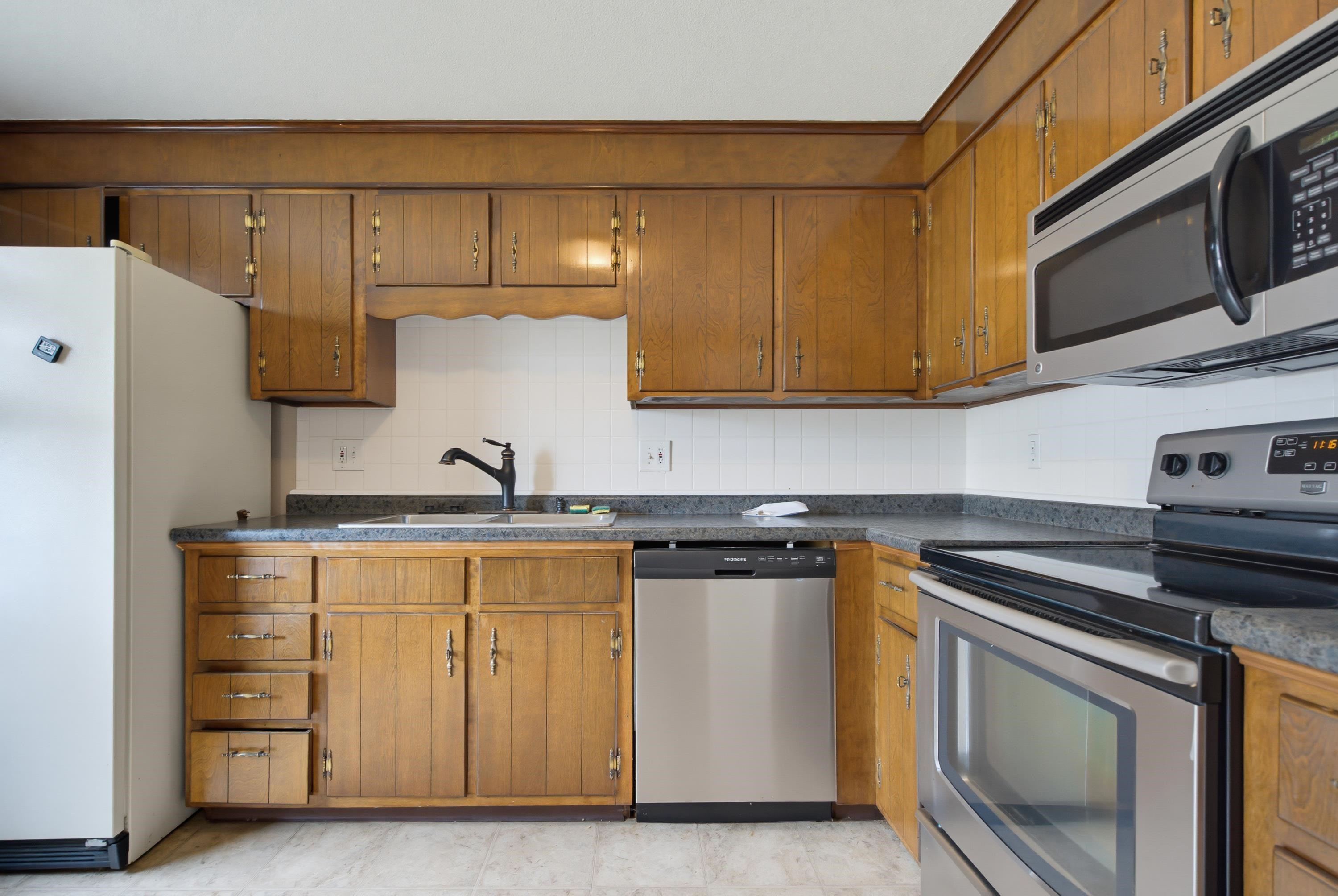 67 Old Nashua Road Property Photo 16