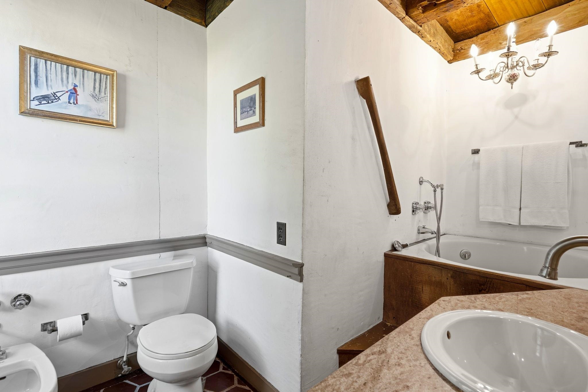 533 Sanborn Road Property Photo 10