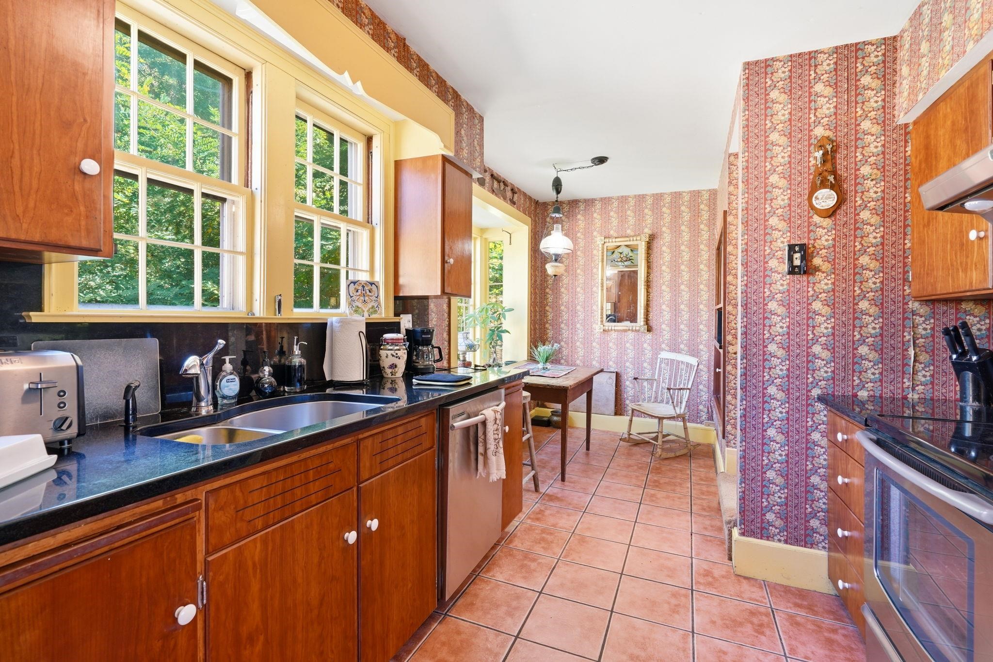533 Sanborn Road Property Photo 13