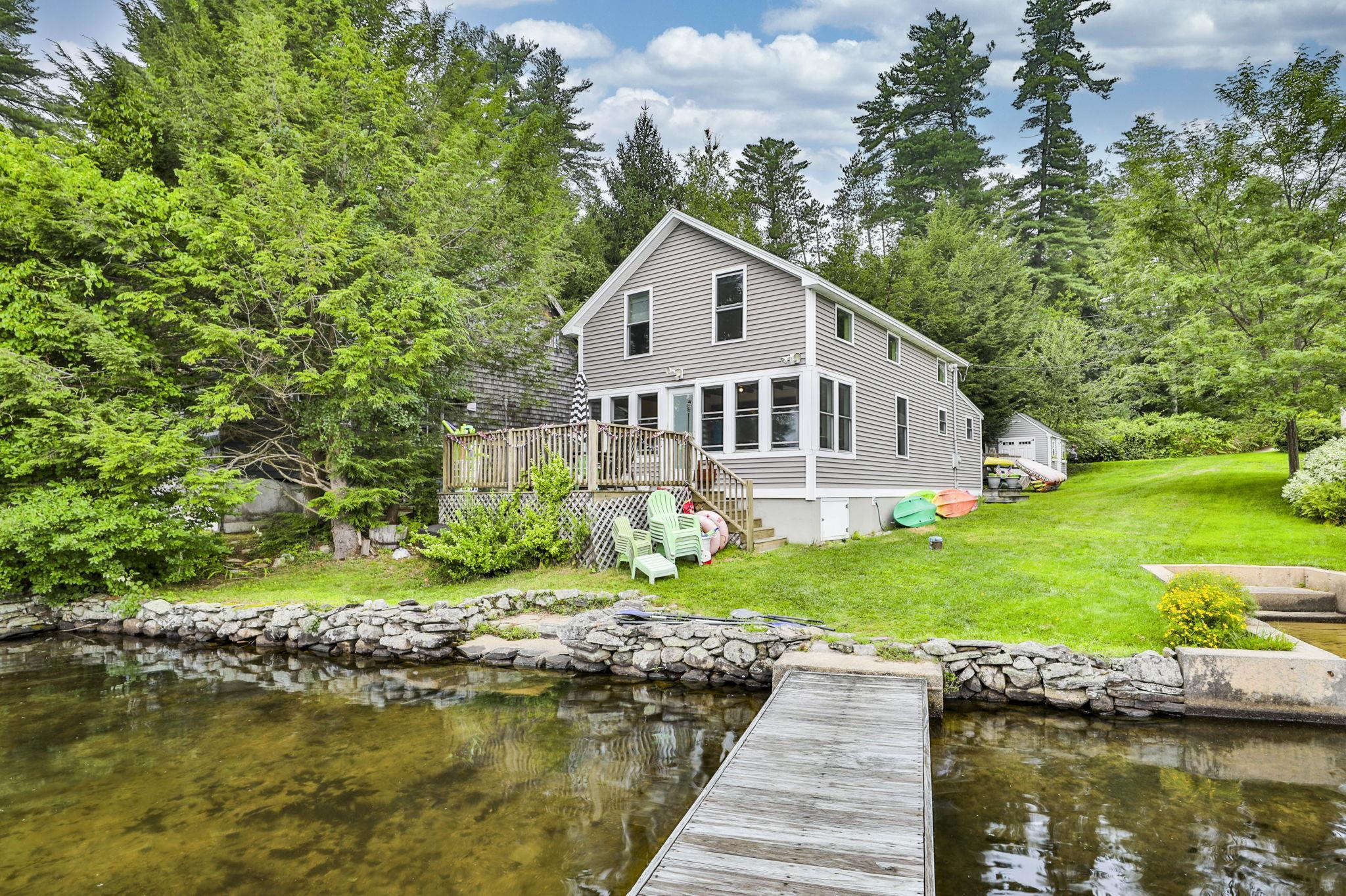 64a Holiday Lane Property Photo 1