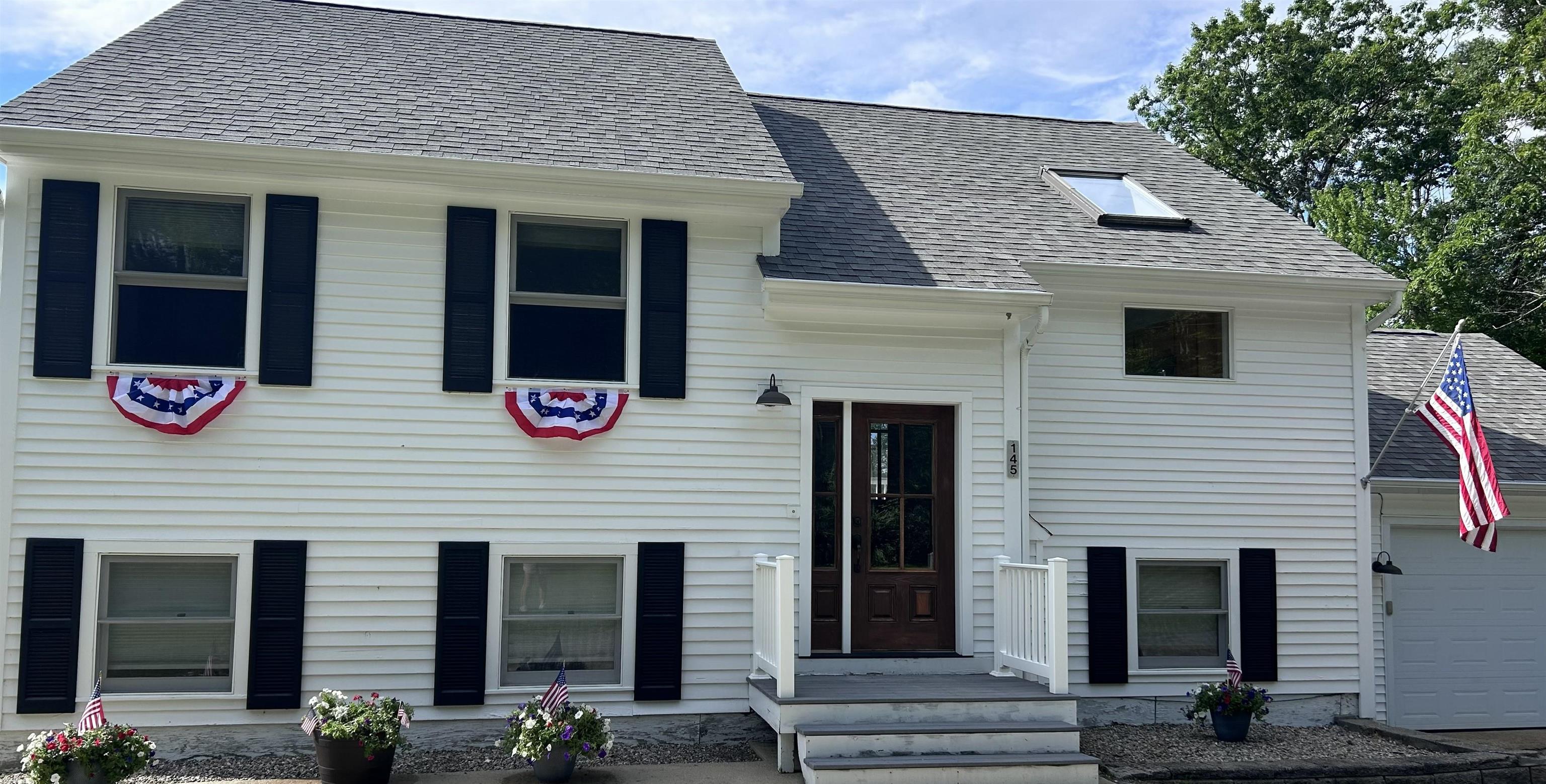 145 Wicom Street Property Photo 2