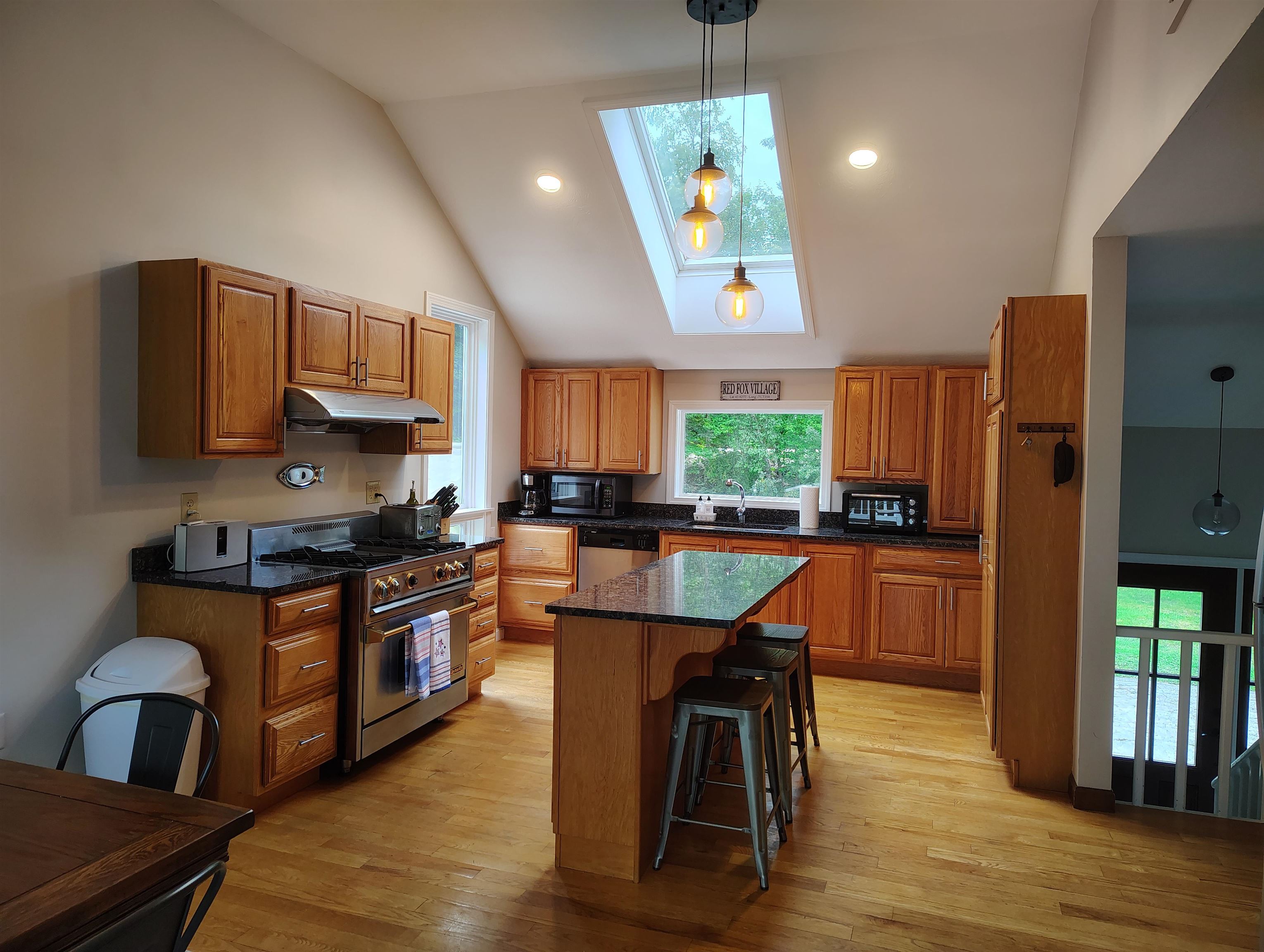 145 Wicom Street Property Photo 8