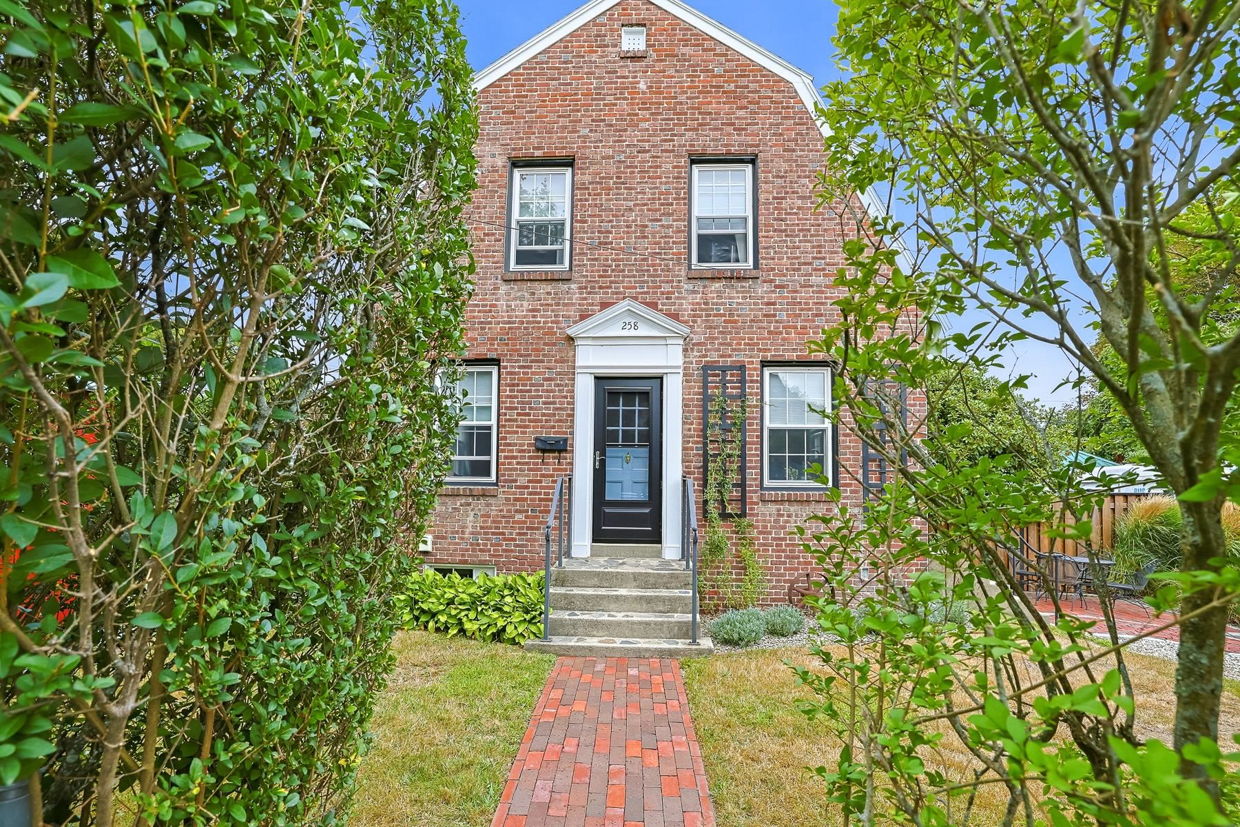 258 Raleigh Way Property Photo 23