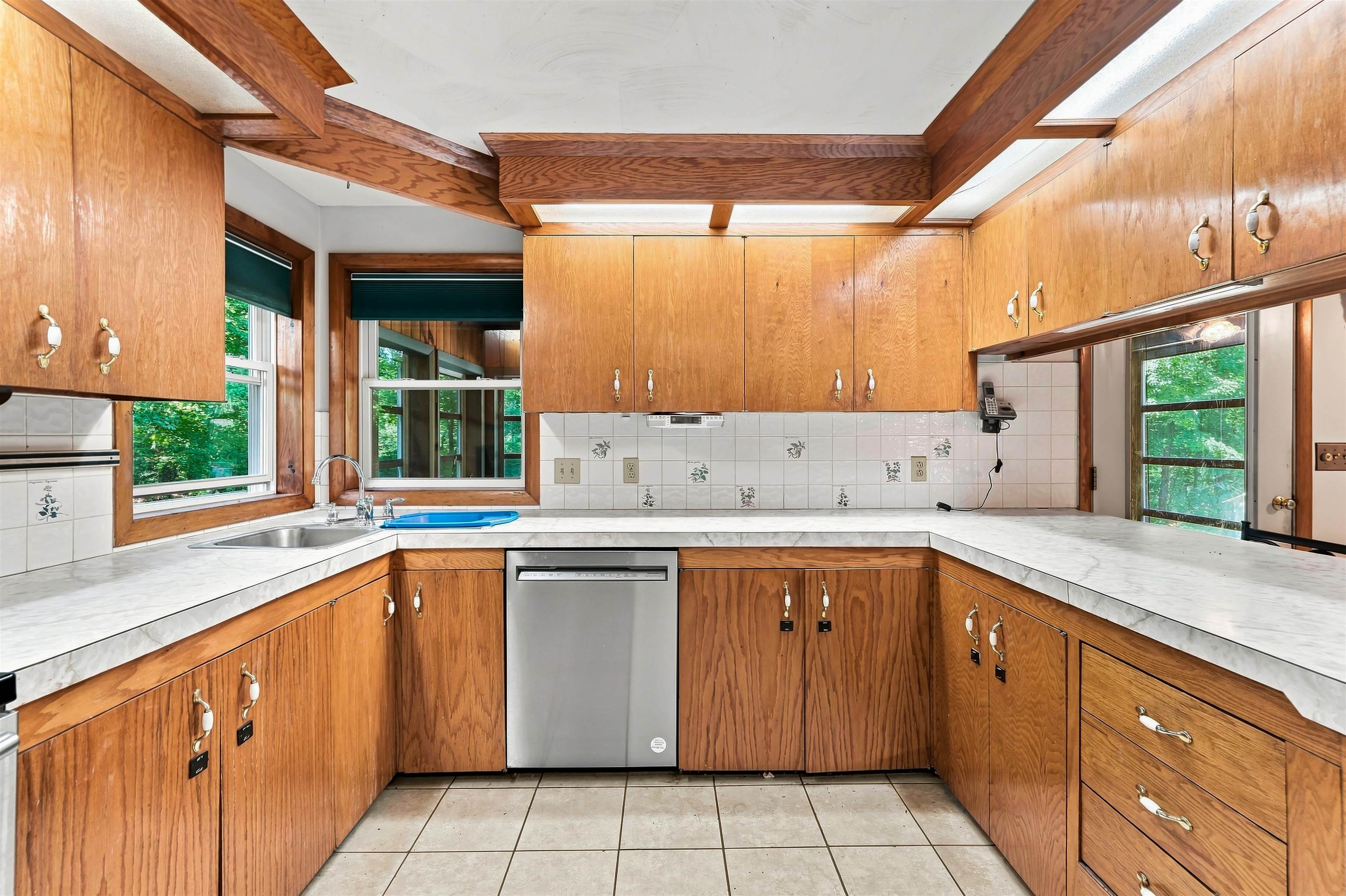 36 Governor Dinsmore Road Property Photo 3