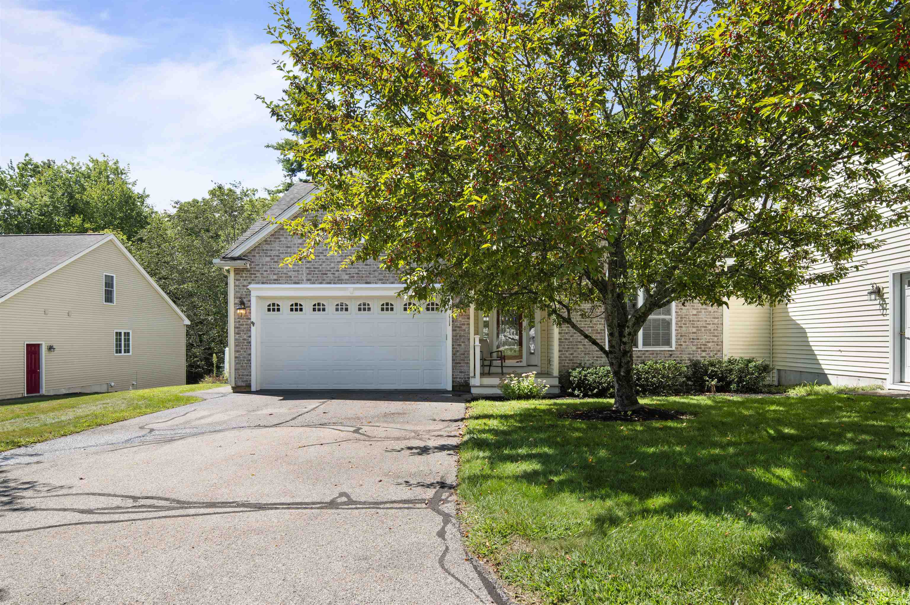 12 Cornerstone Road Property Photo 2